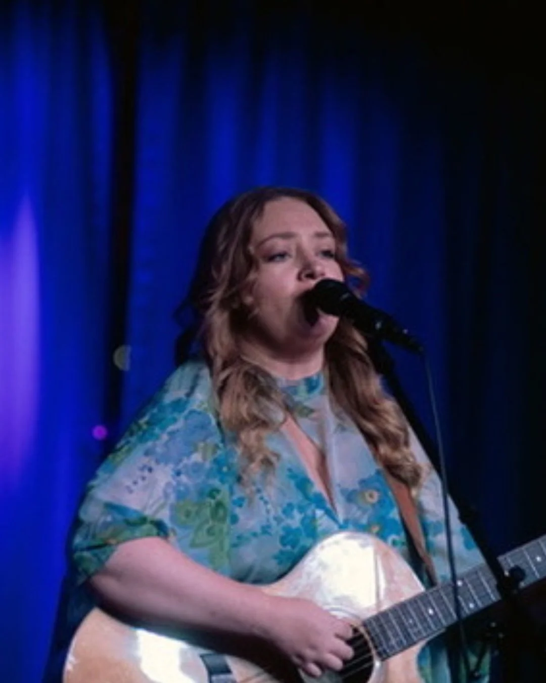 Petersburg, WV! ❄️ I&rsquo;m down to my last few shows of the year, and I&rsquo;m SO excited to be playing the ✨coziest✨ little show this Friday evening. 

On December 5, I&rsquo;ll be at Southside Studios in Petersburg, WV for The Art of Cozy galler