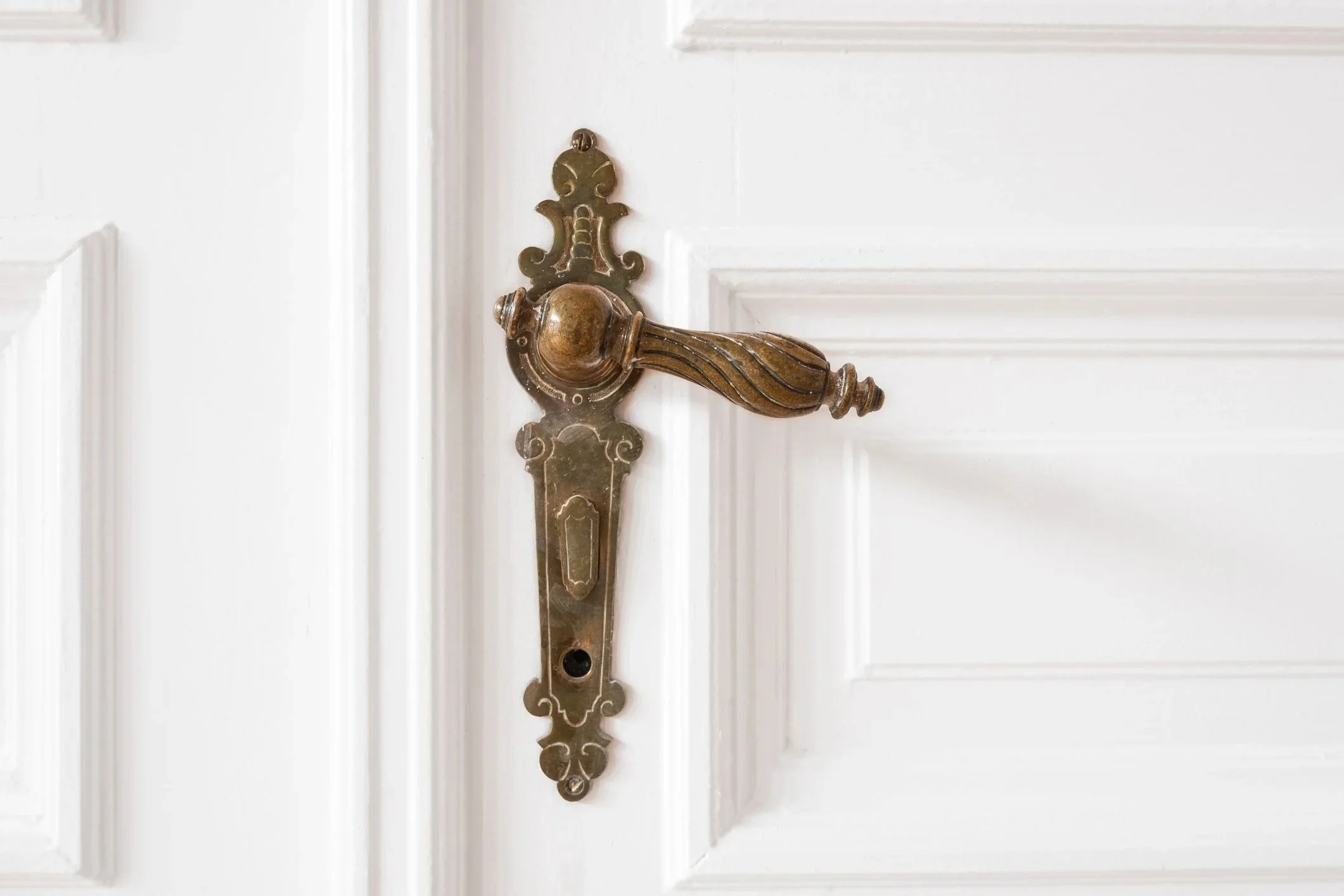 Designing for Historic Homes: Preserving Original Character