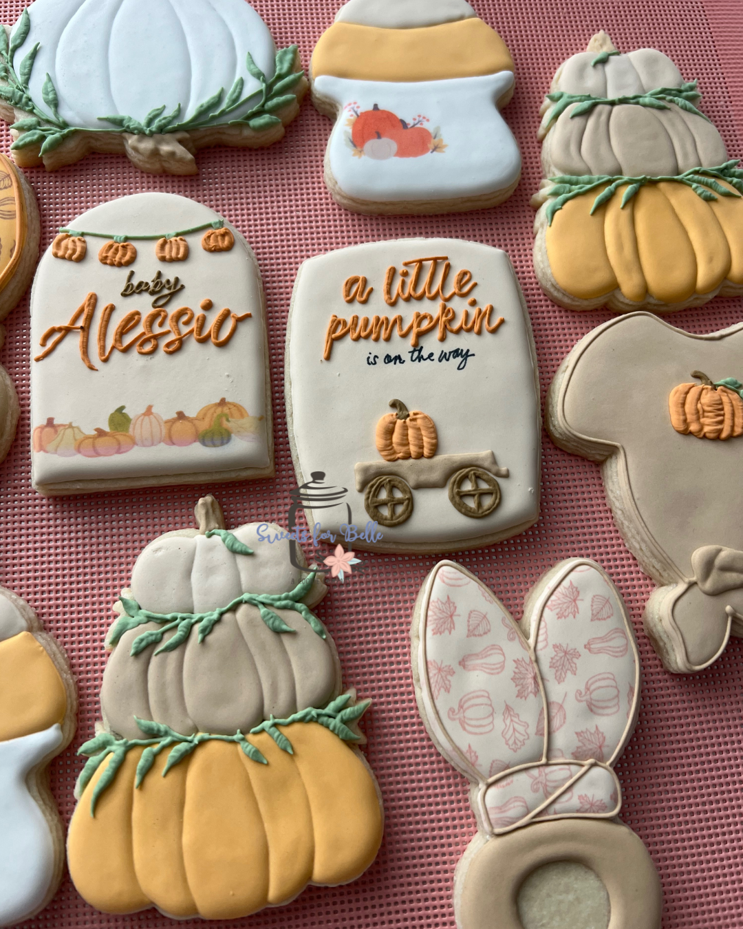 A little pumpkin is on its way! Baby Shower