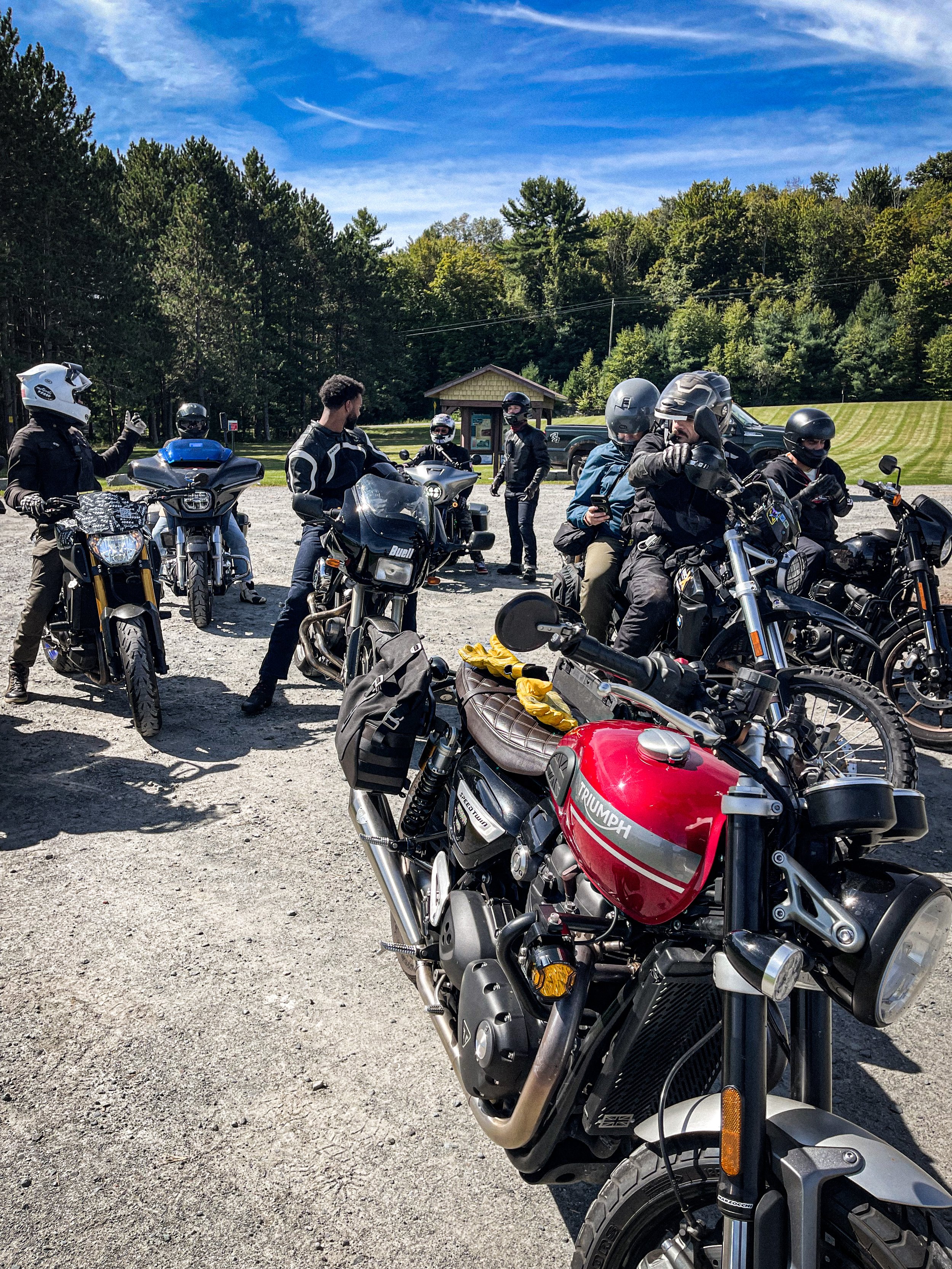 Checking out the Reservoir Mountain Cruisin 2026.JPG