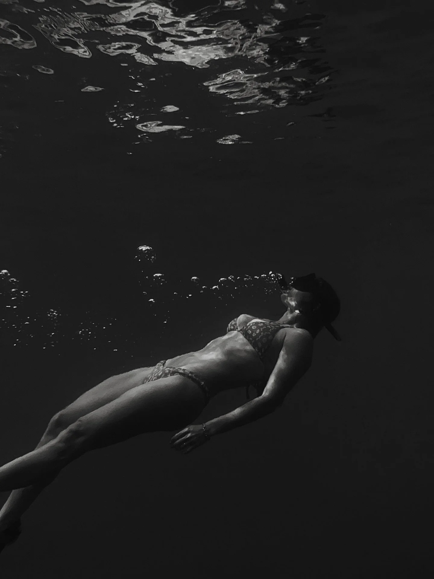 Palms are palming, vibes are vibing