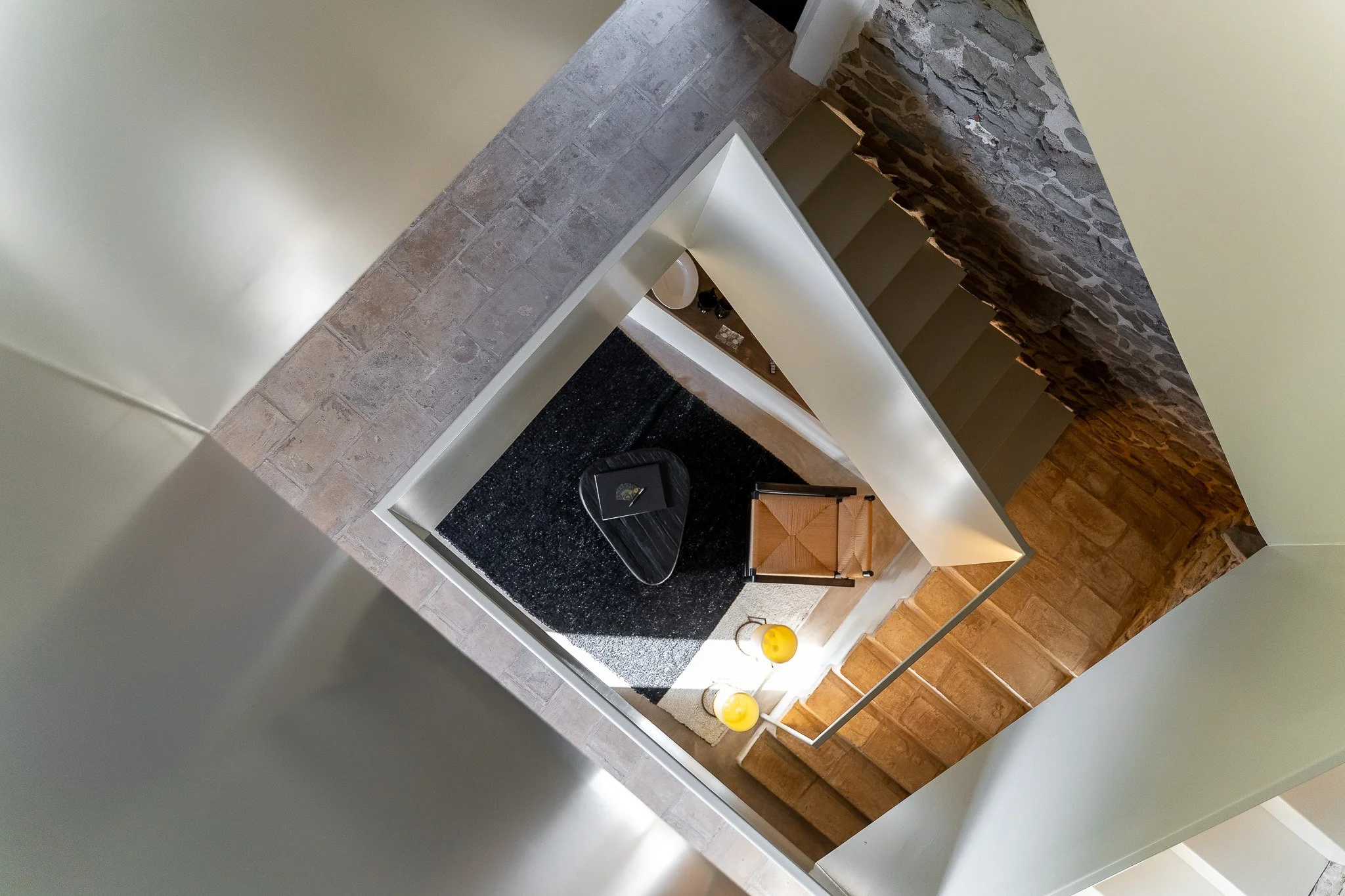 Escalera desde arriba.jpg