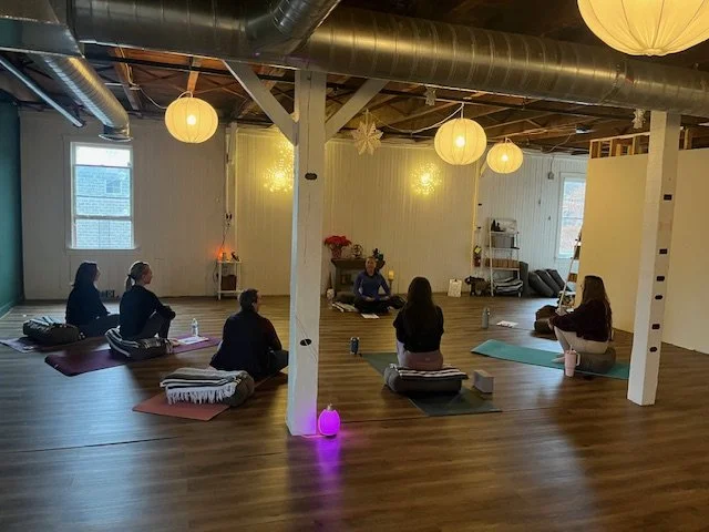 Psychic development mentor Brandi Van teaching a live class on intuition and mediumship