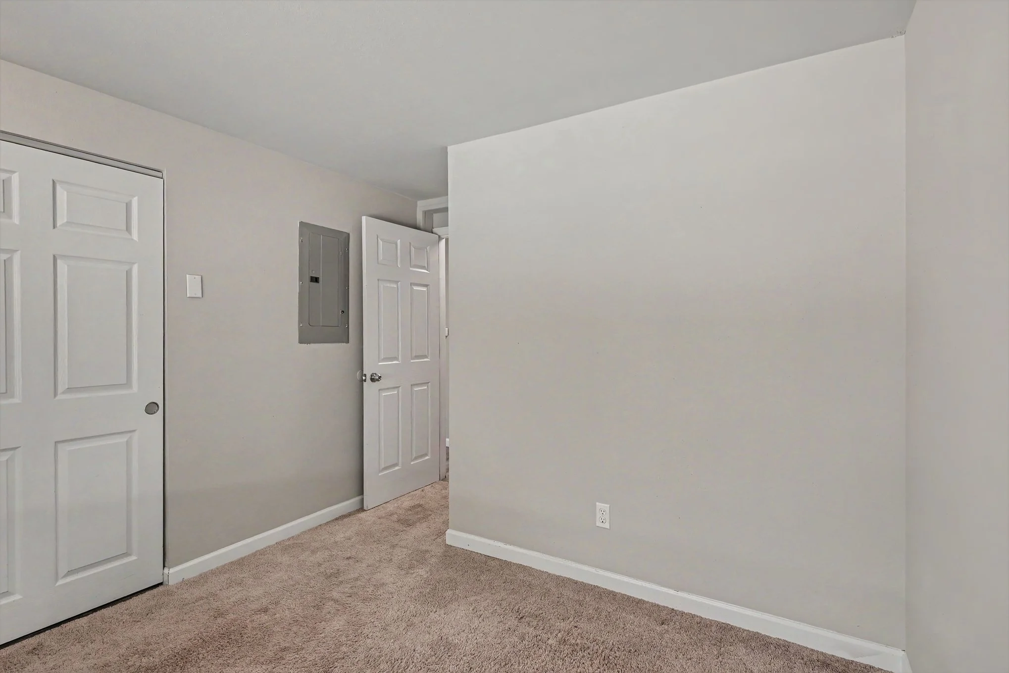 Bedroom 2 view 3
