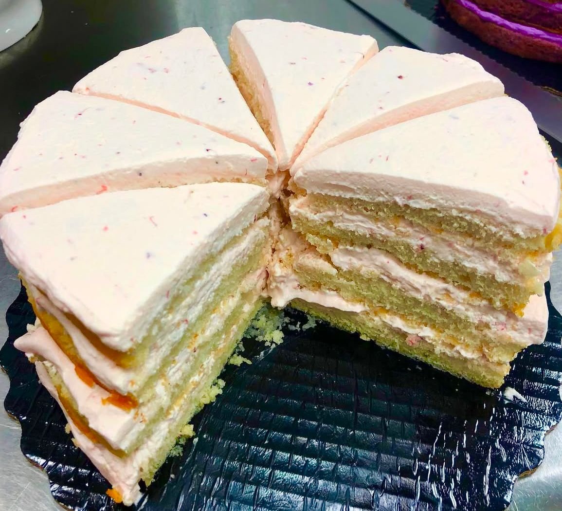 STRAWBERRY WHIPPED CREAM.
Strawberry Cake, Strawberry Whipped Cream, White Sprinkles.