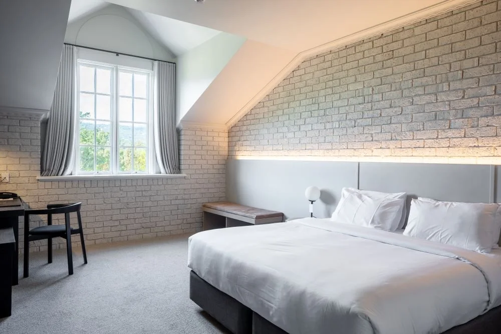 Luxury King Room 2023.jpg