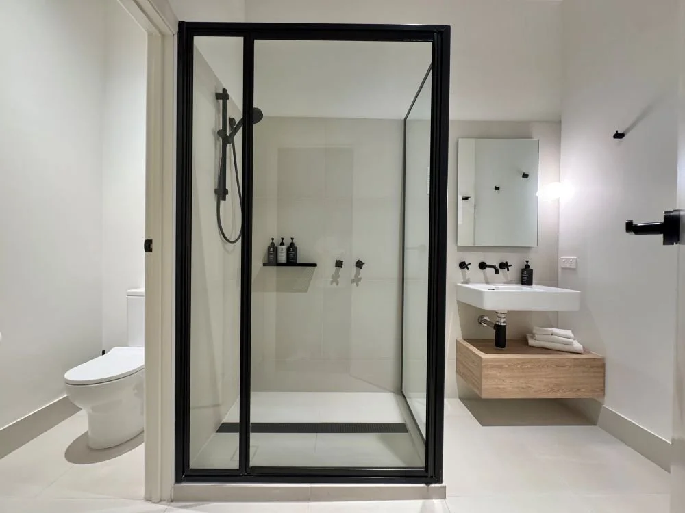 Room 19 bathroom_red.jpg