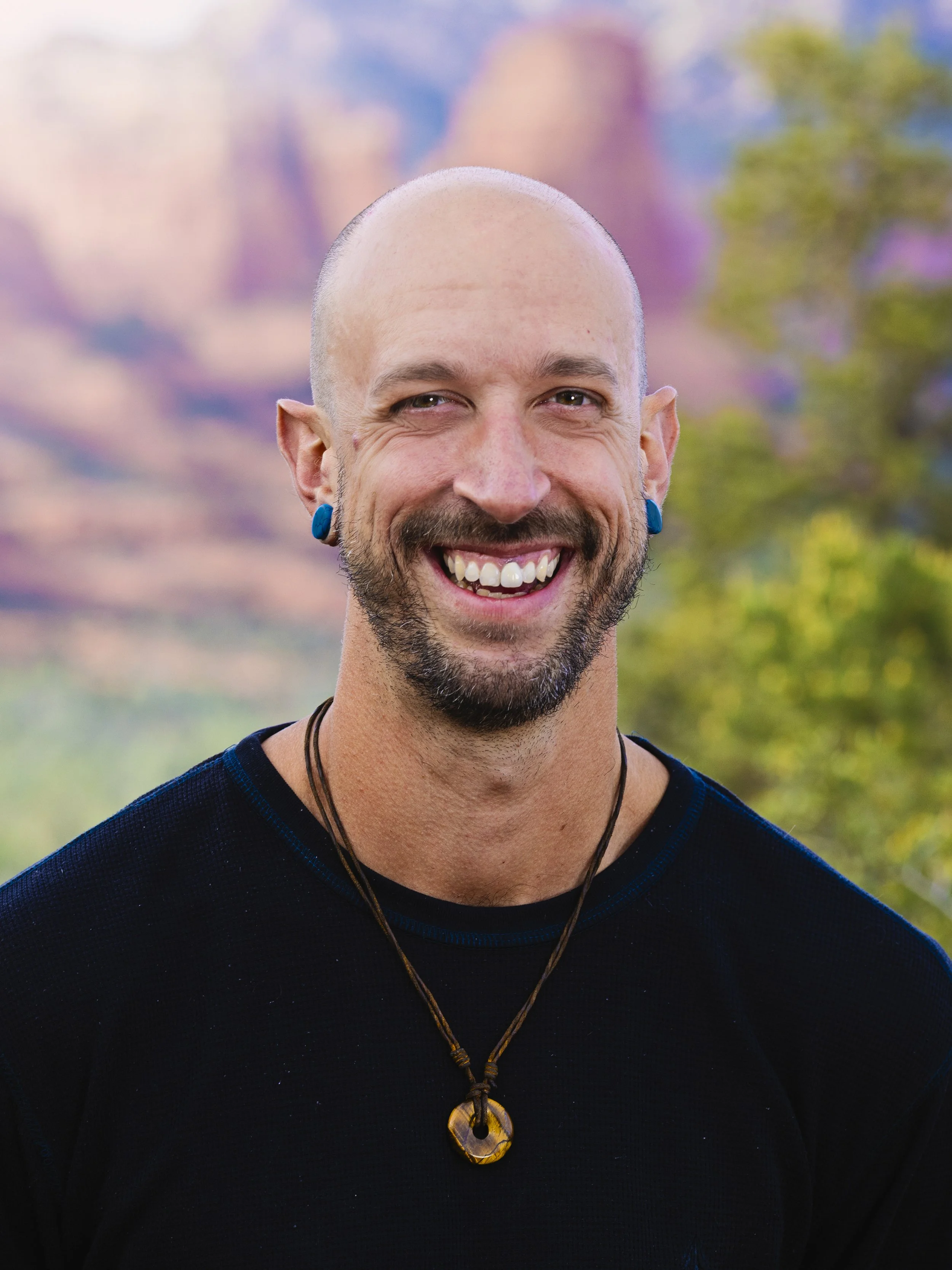 Body Alchemy male massage therapist and sound healing practitioner