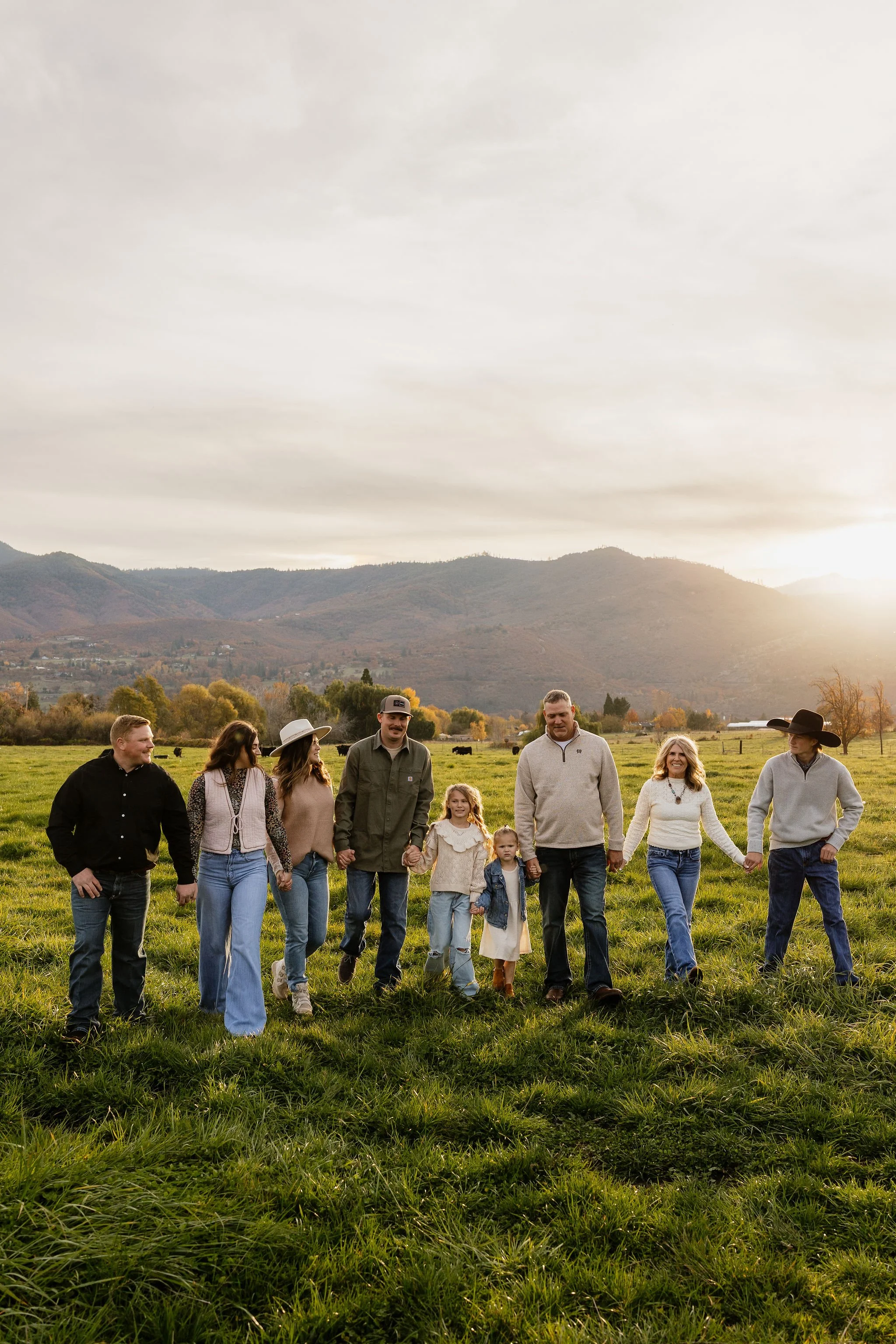Southern Oregon photographer, oregon photographer, family photographer southern oregon