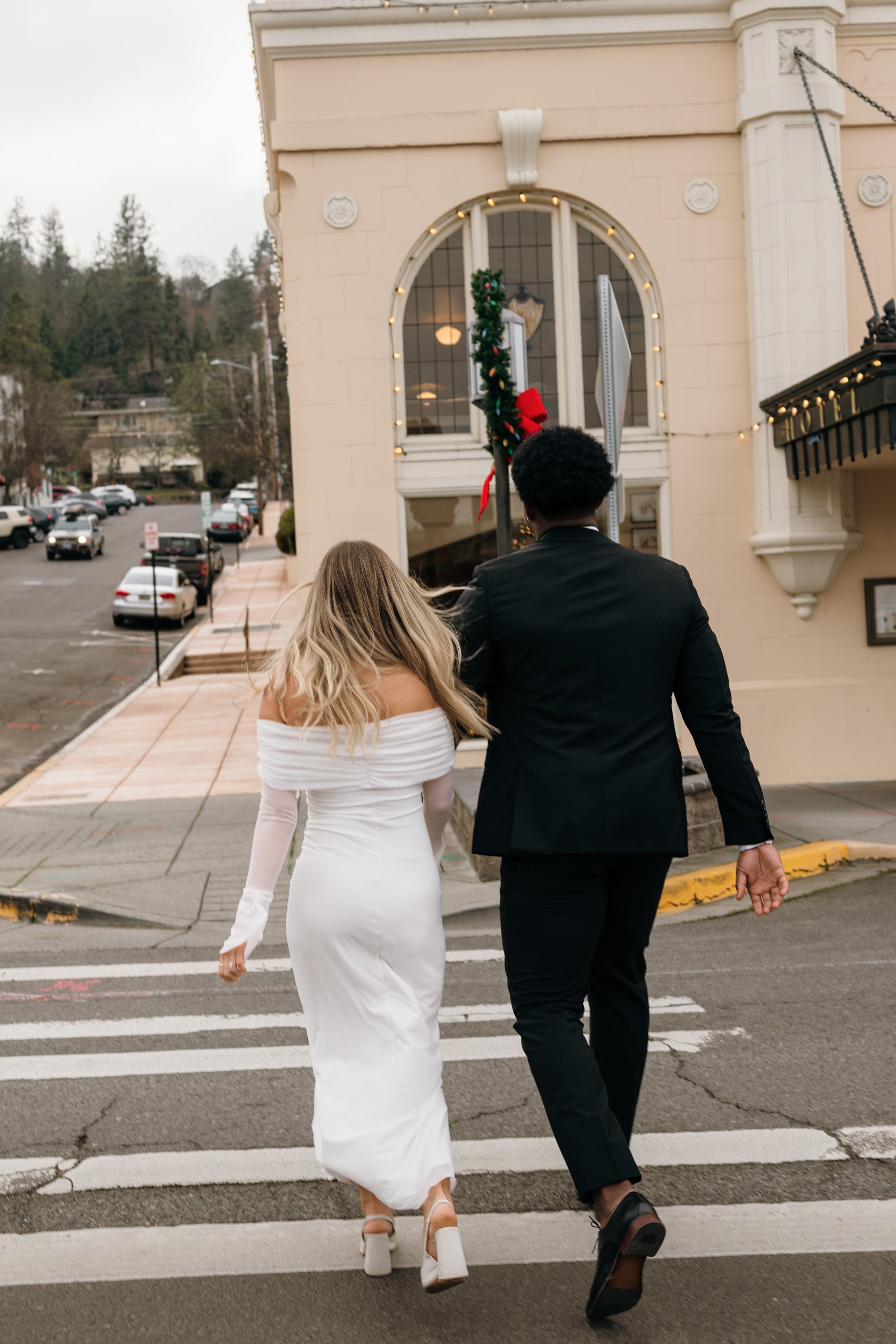 Southern Oregon Photographer, Oregon Wedding Photographer, Bend Wedding Photographer, Portland Wedding Photographer, Arizona Wedding Photographer