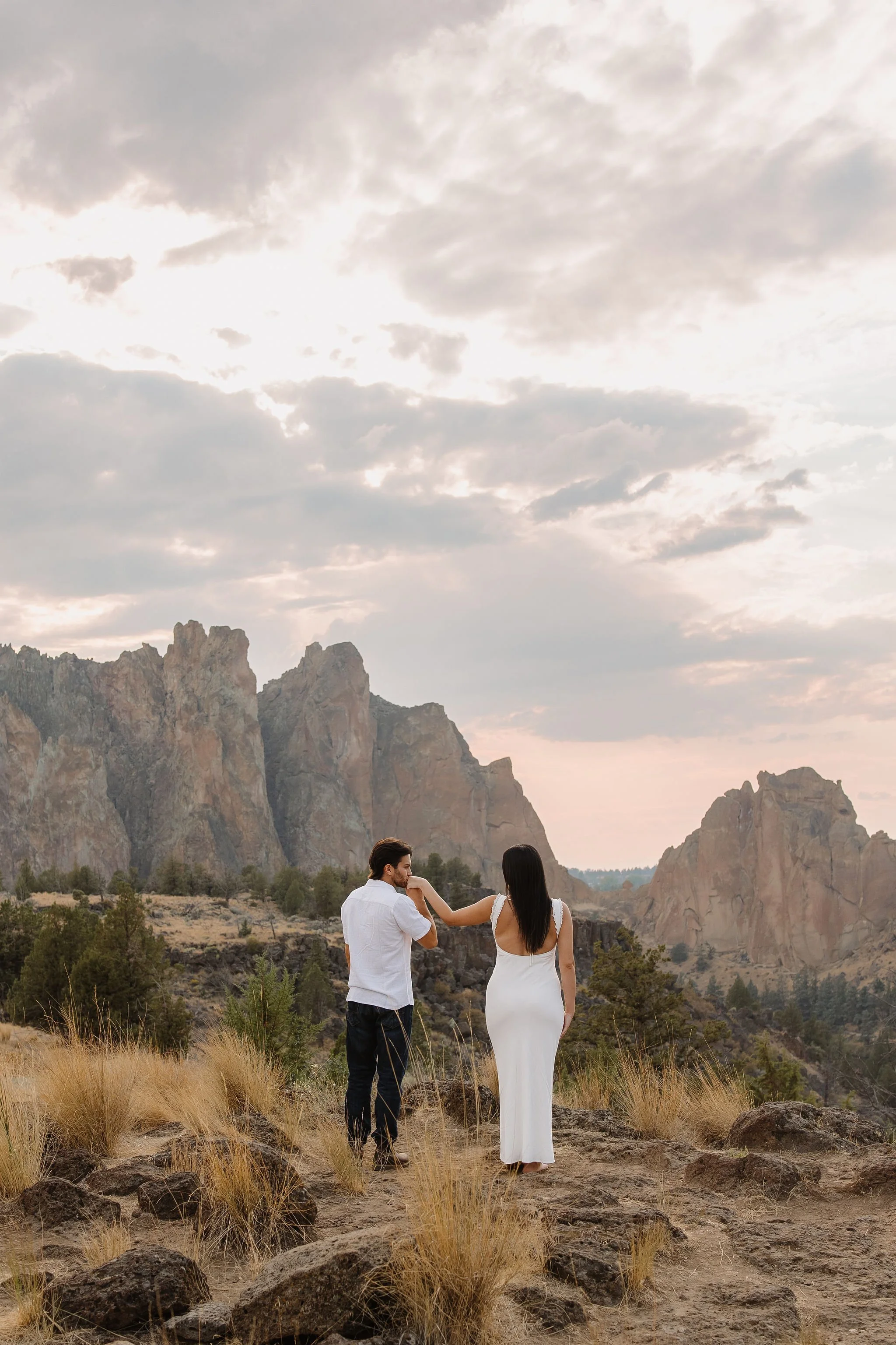 Bend Wedding photographer, bend family photographer, southern oregon photographer, best of southern oregon, pnw photographer, smith rock elopement photographer