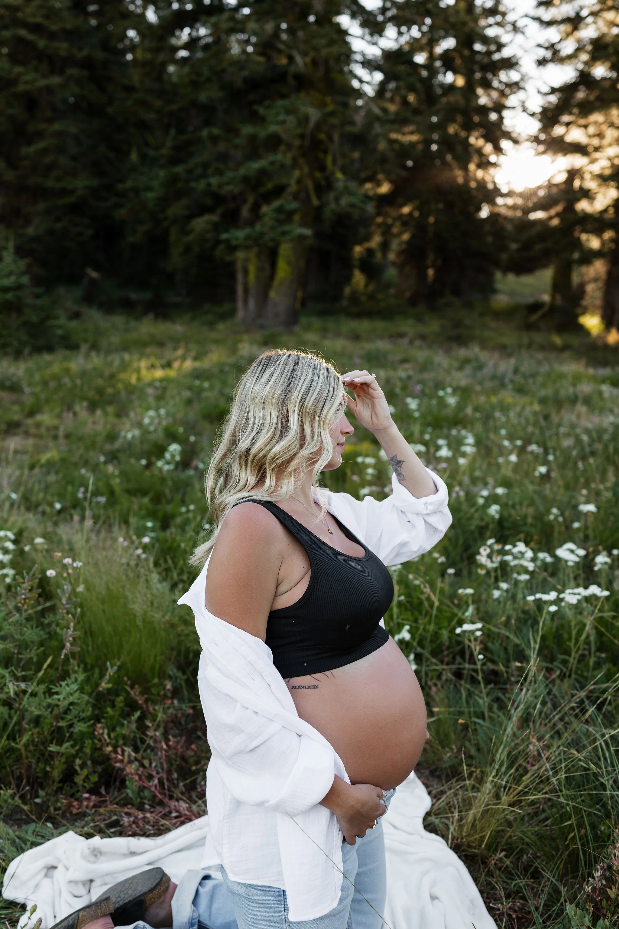 Southern Oregon Maternity Photographer, PNW wedding photographer, oregon wedding, mt ashland photos, arizona wedding photographer