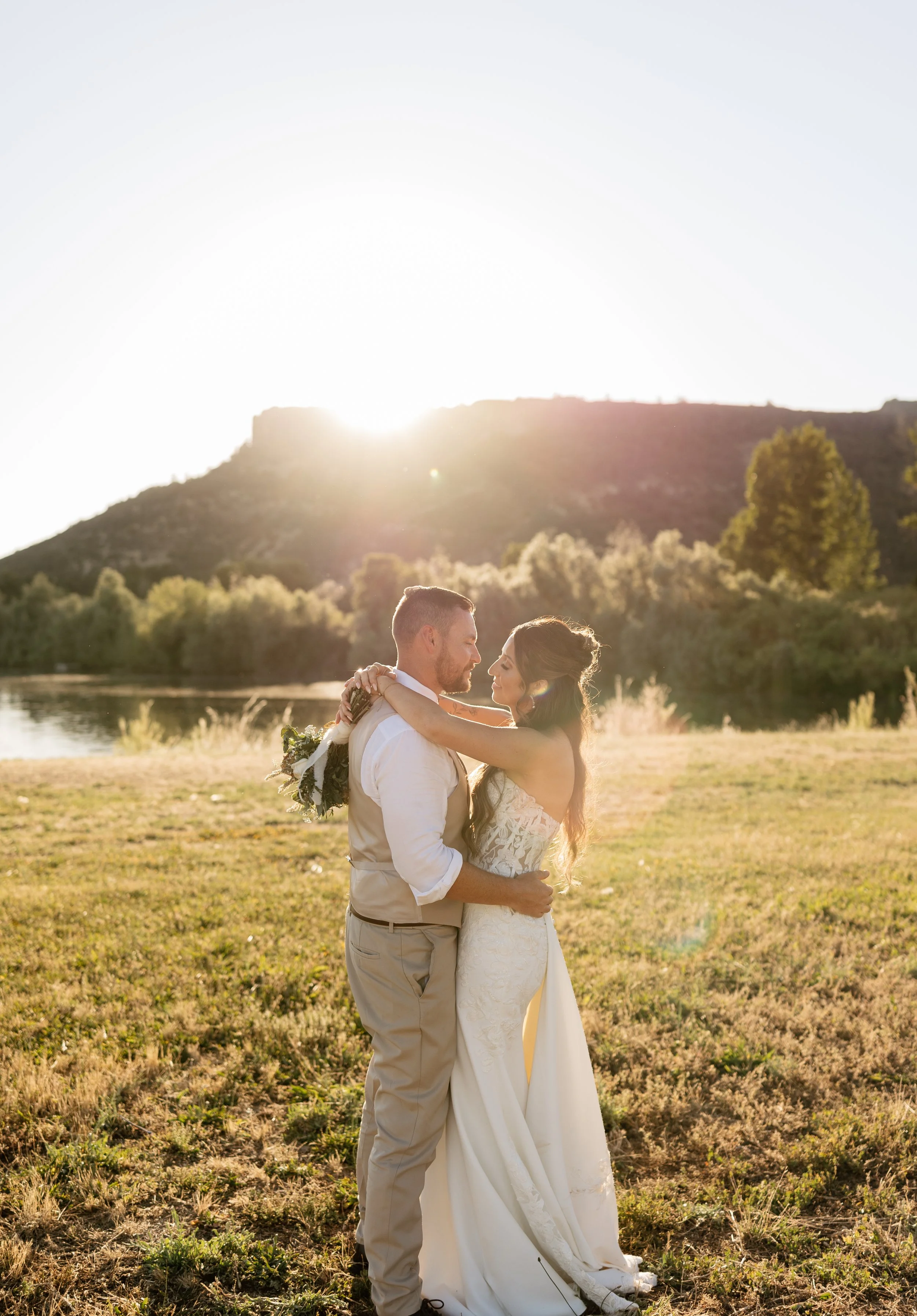 southern oregon photographer, pnw wedding, oregon wedding photographer, oregon wedding, southern oregon wedding