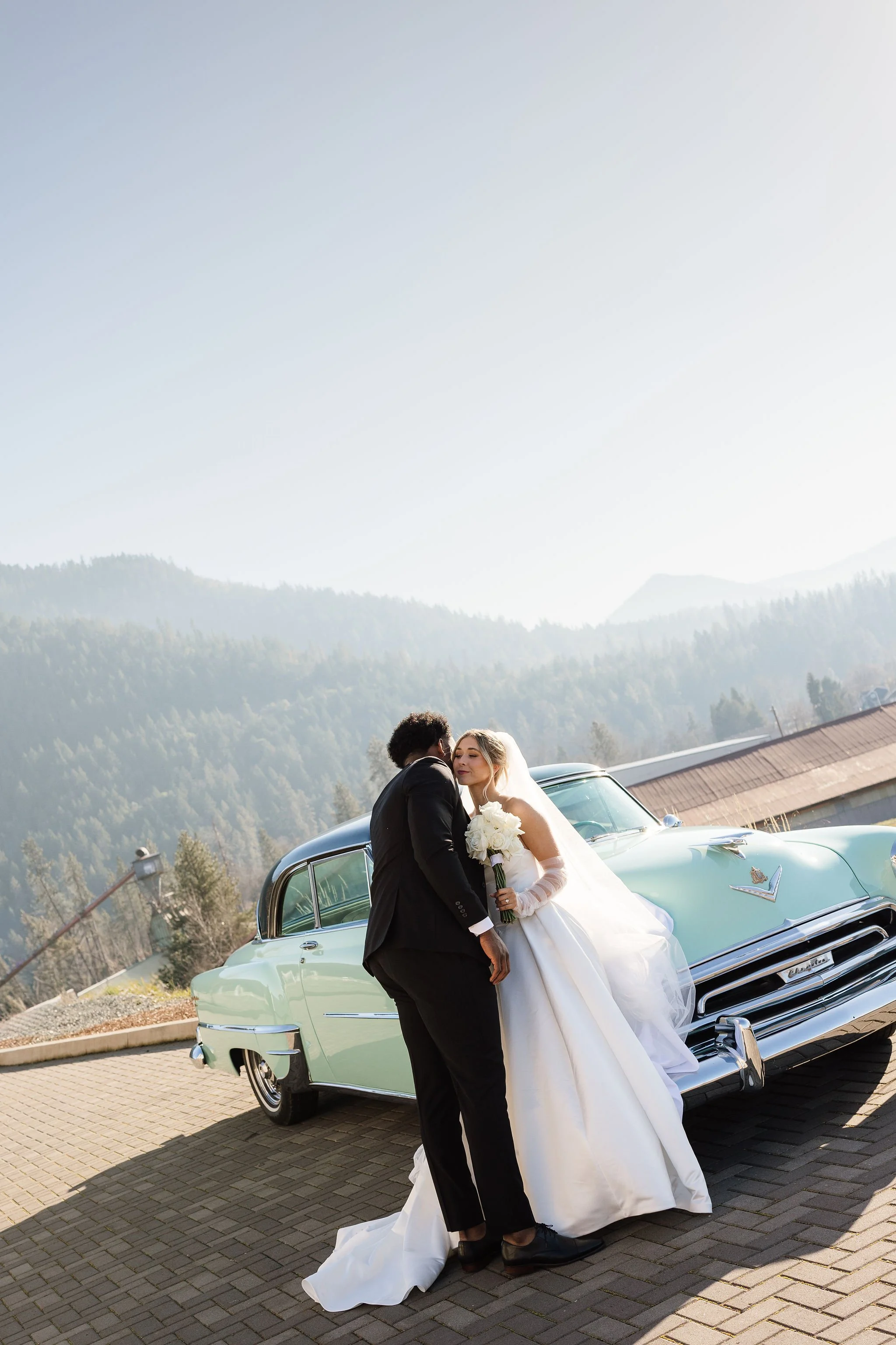 southern oregon wedding photographer, pnw wedding photographer, wedding photographer oregon