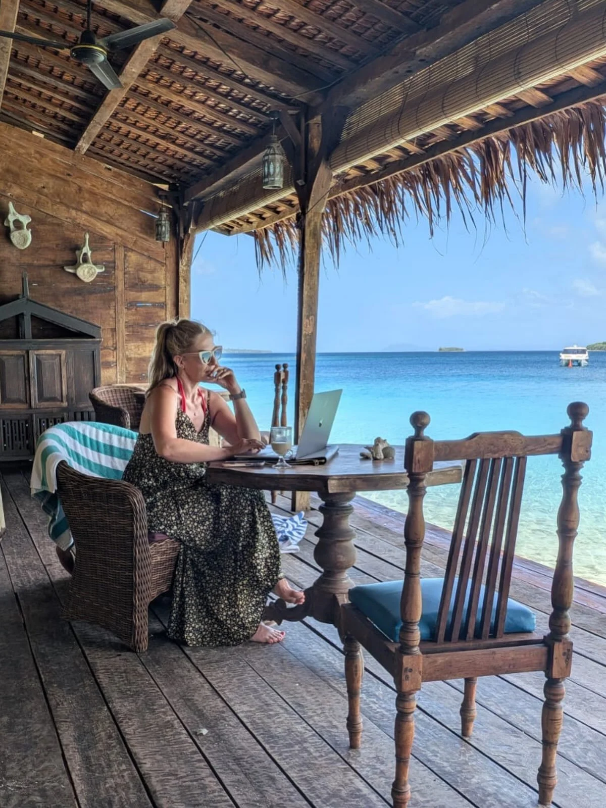 Reading, writing &amp; relaxation. Plus a 6.4 magnitude earthquake. The villa shook and the hanging lamp on slide 5 went bonkers. We all needed it (the holiday not the seismic event). Life has been hectic for the Lowes this year. 
Now back home to fi