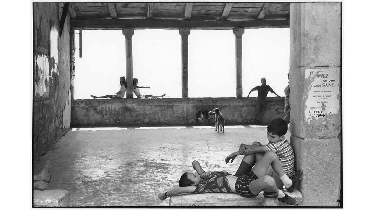 hcb_simiane-la-rotonde-france-1969_web.1200x0.jpg