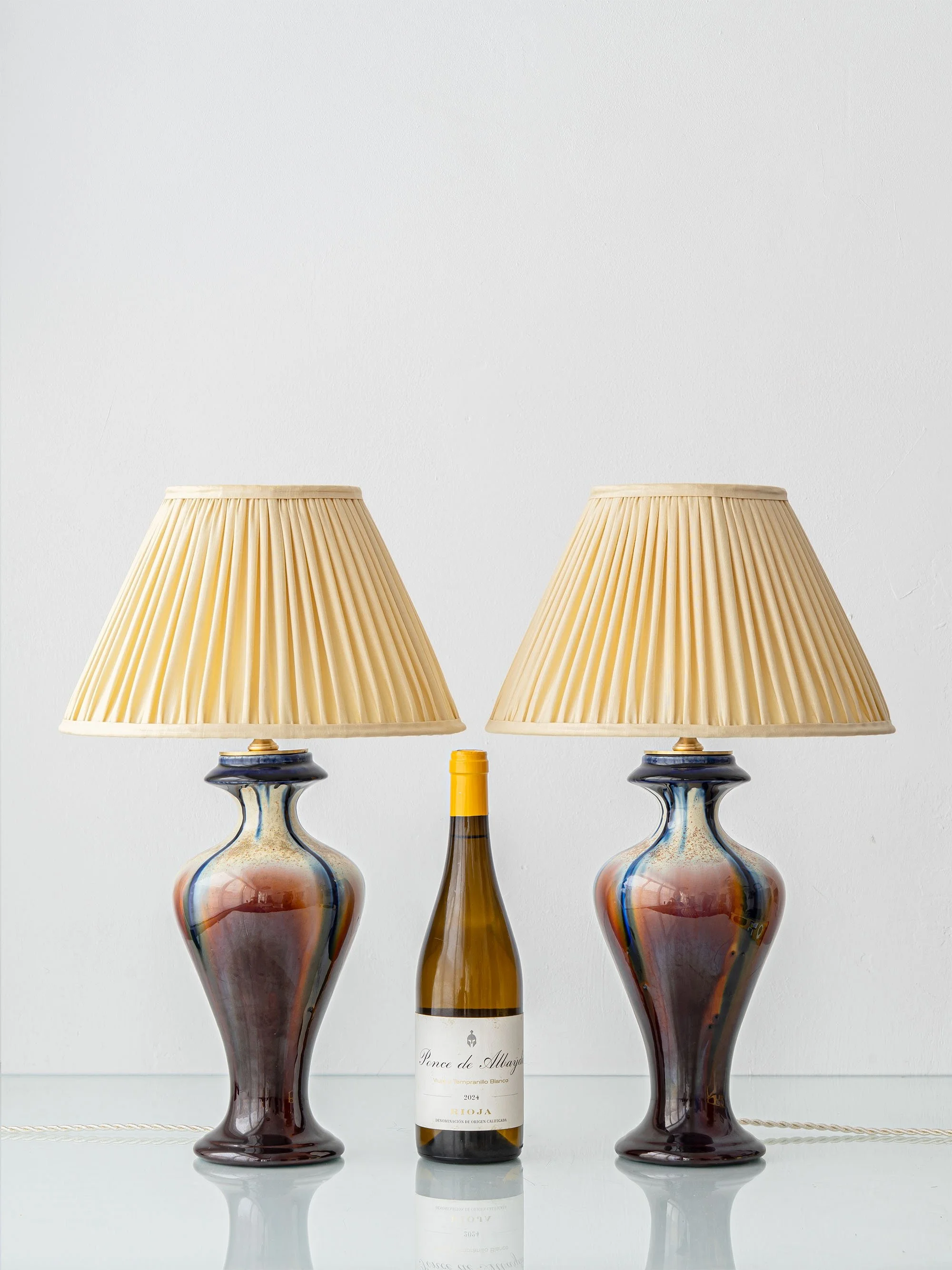 Scale AS0156 Artdecoy Pair.jpg