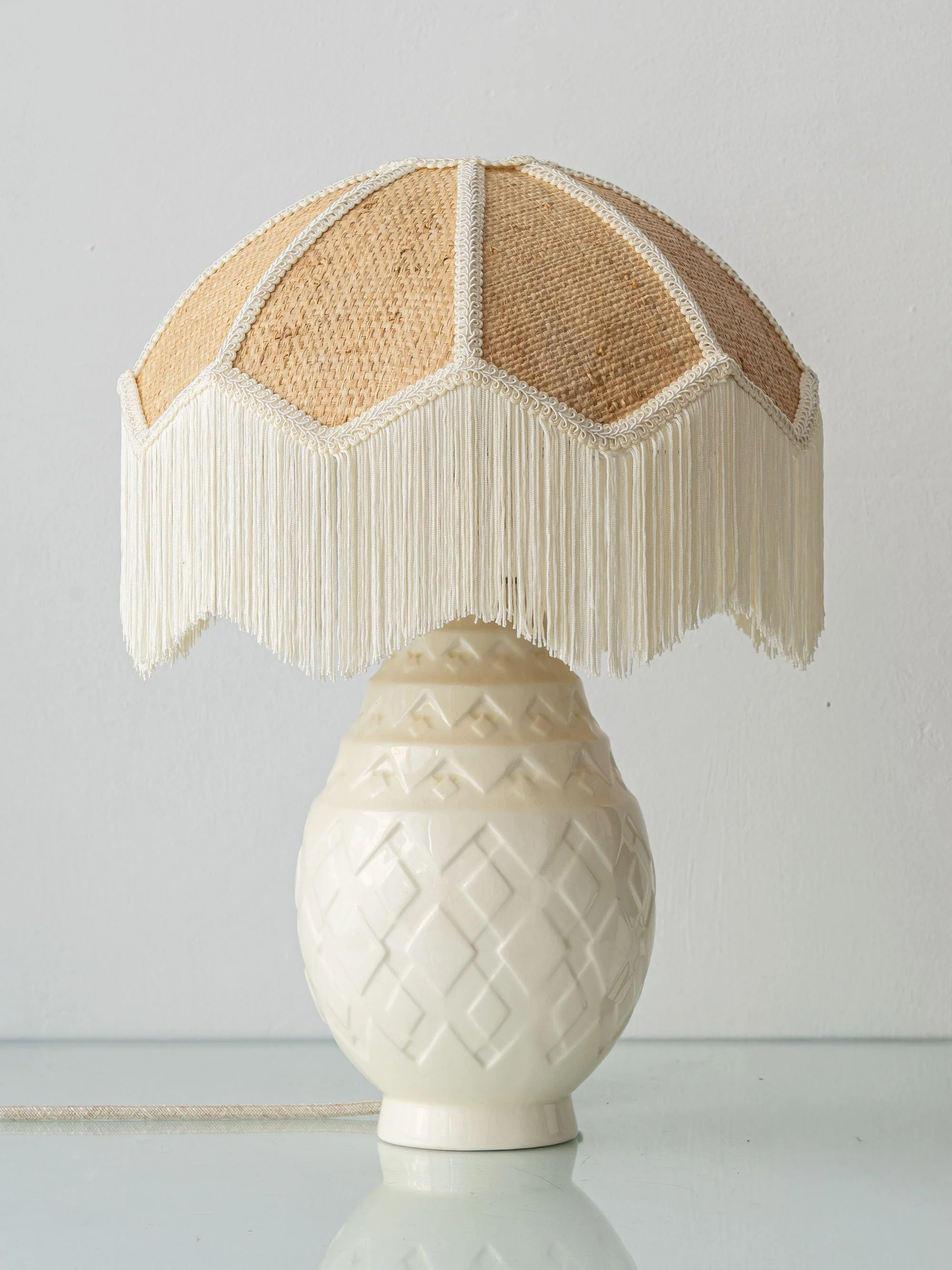 Boch Frères Keramis Art Deco Ivory Ceramic Table Lamp – Cléo