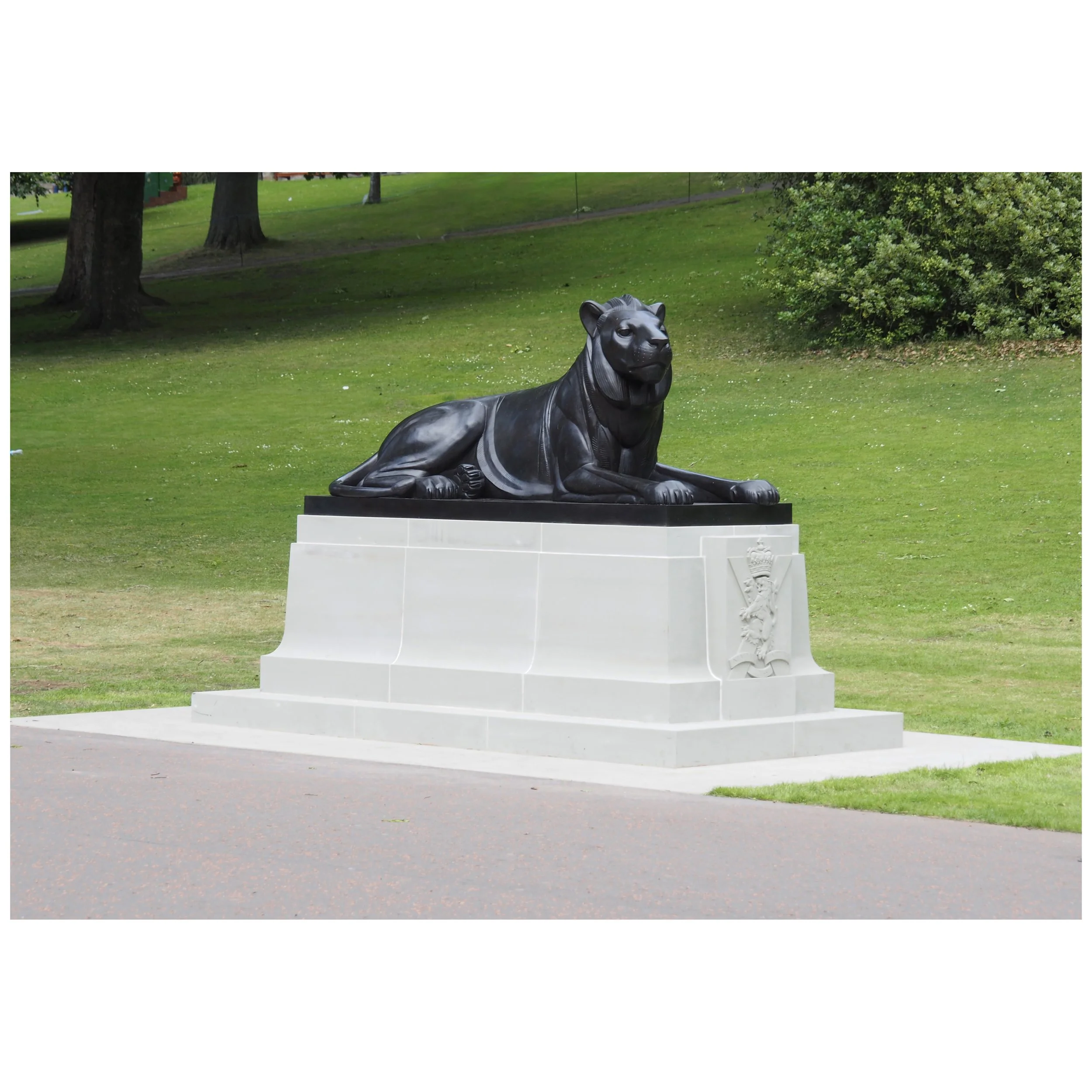 KennyHunter_Lion_Statue12.JPG