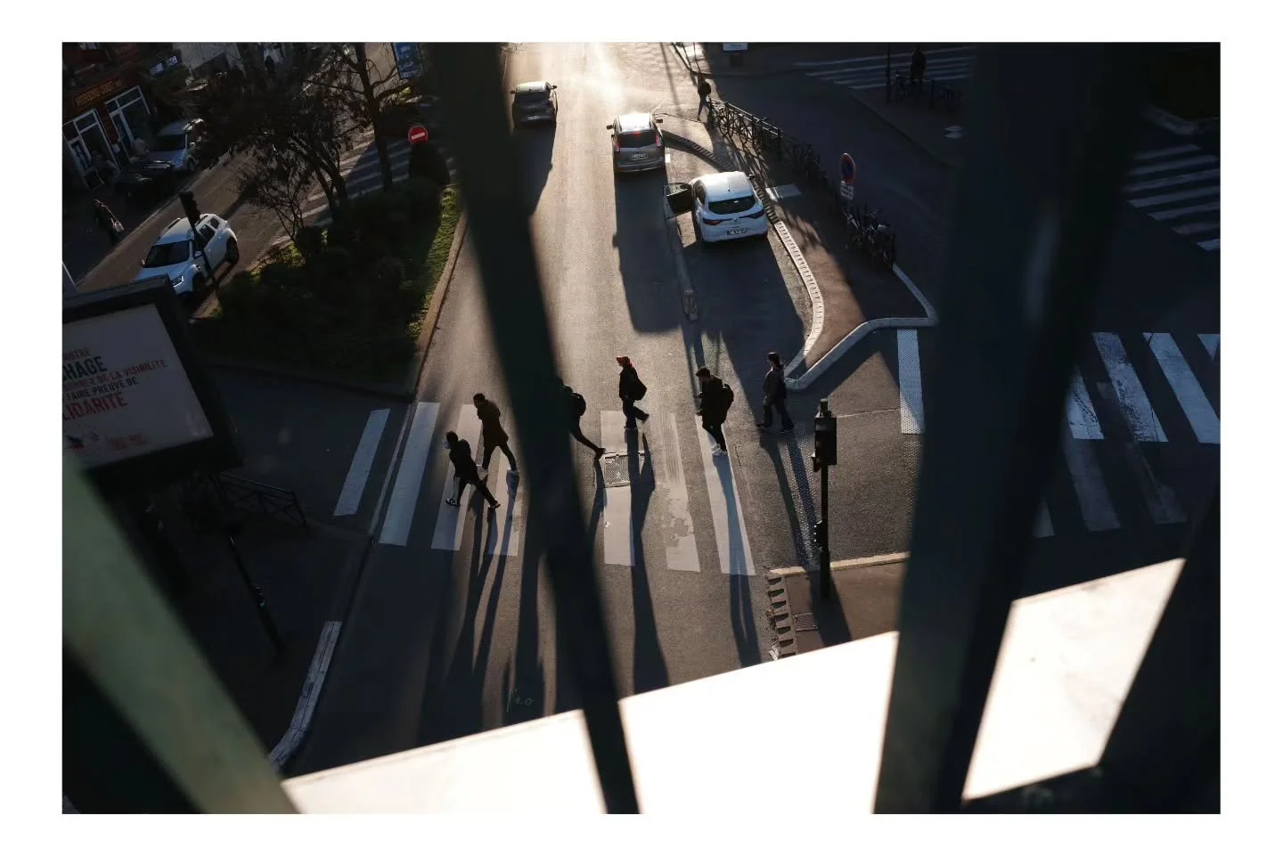 Keep Walking #paris #shootGR #GRsnaps #street #photography