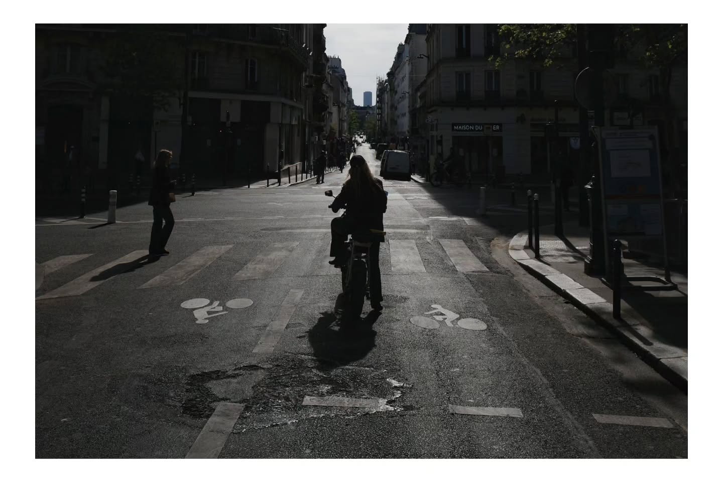 Daily #paris #grsnaps #shootGR #street #photography