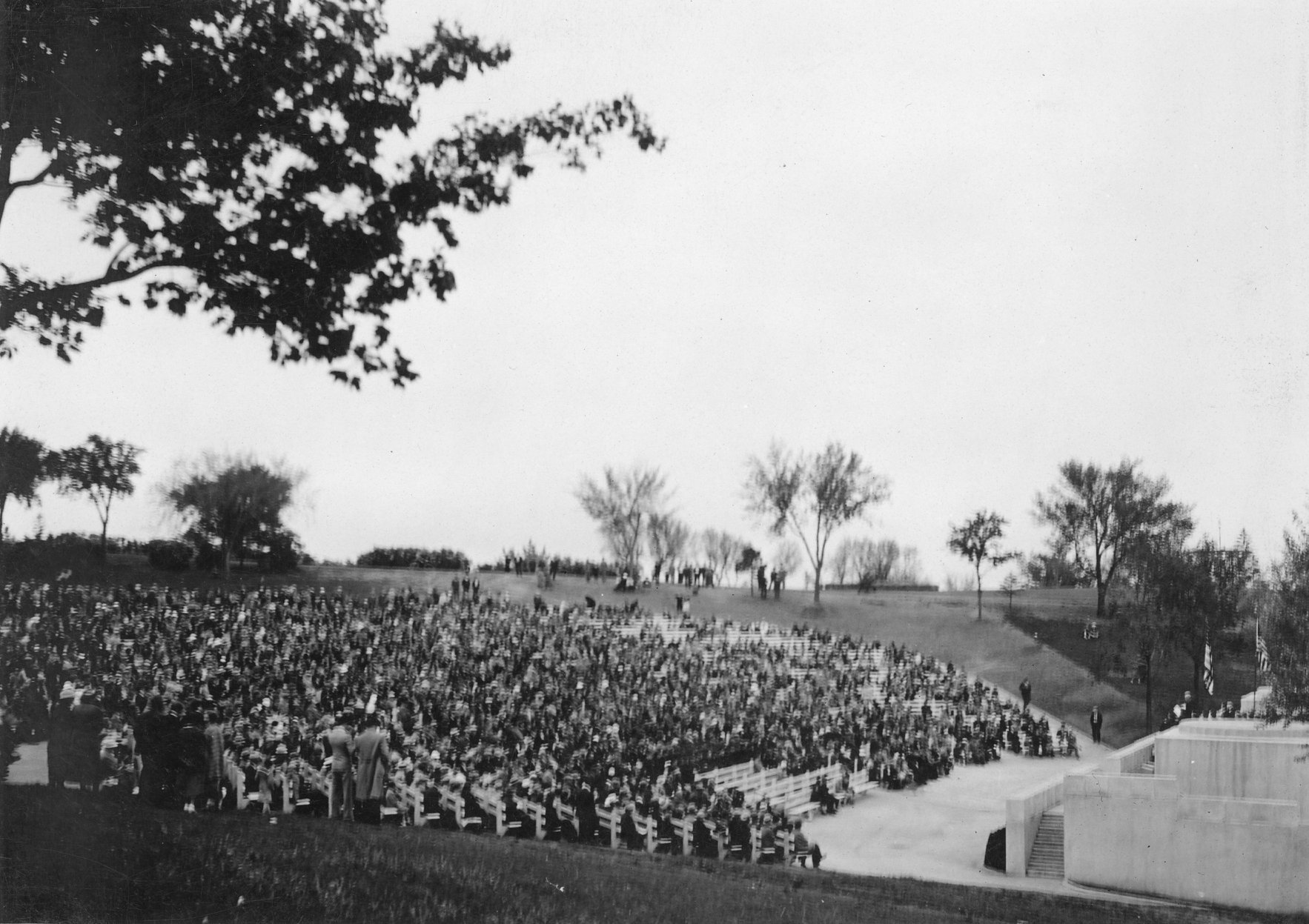 On this day in Sioux City history: The Grandview Park Bandshell Dedication was on May 26, 1935. For more about the history of this iconic Sioux City venue, visit 
SiouxCityMuseum.org/history-website/grandview-park-band-shell. #siouxcityhistory
