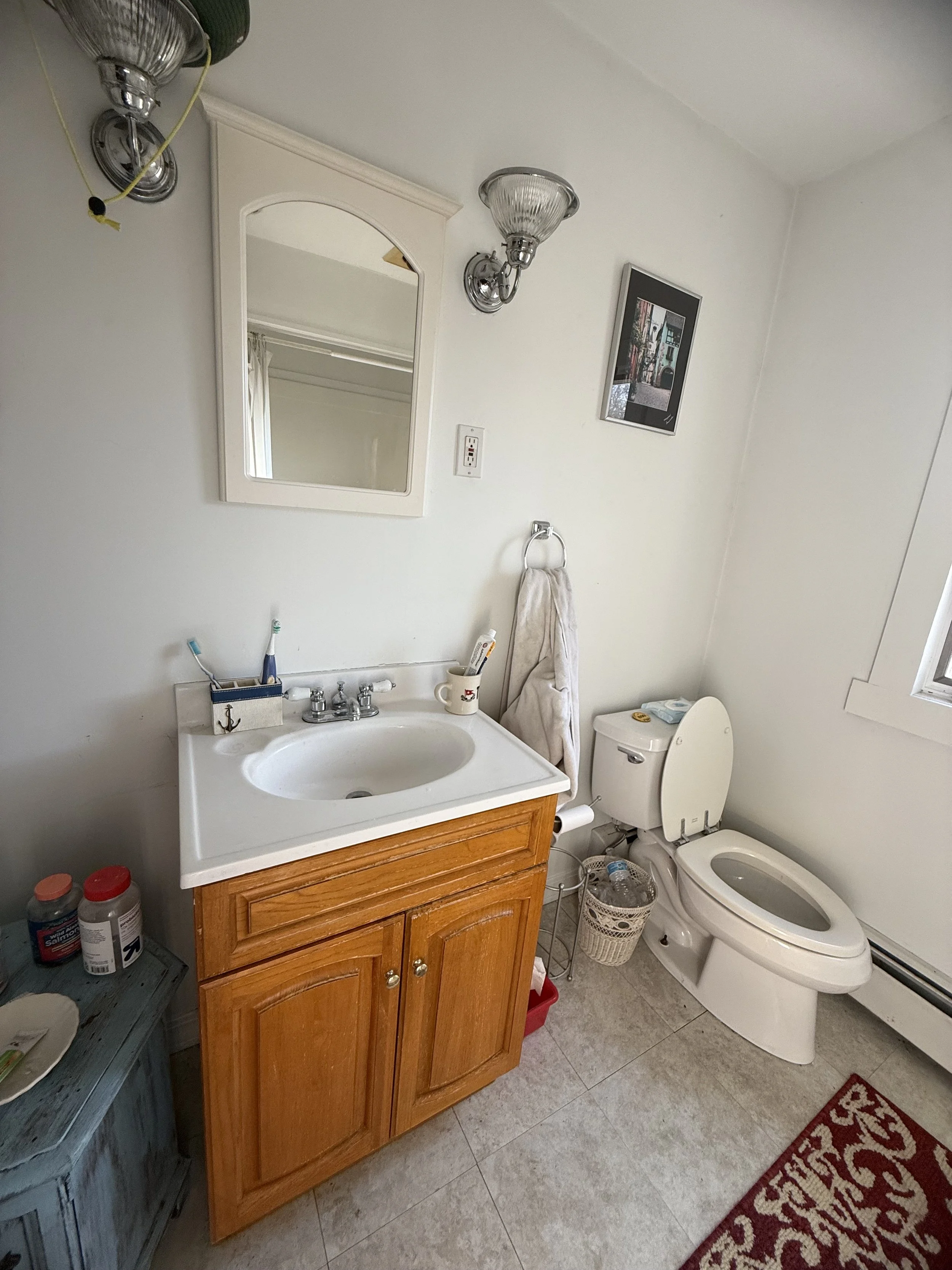 Second Floor Bathroom Before