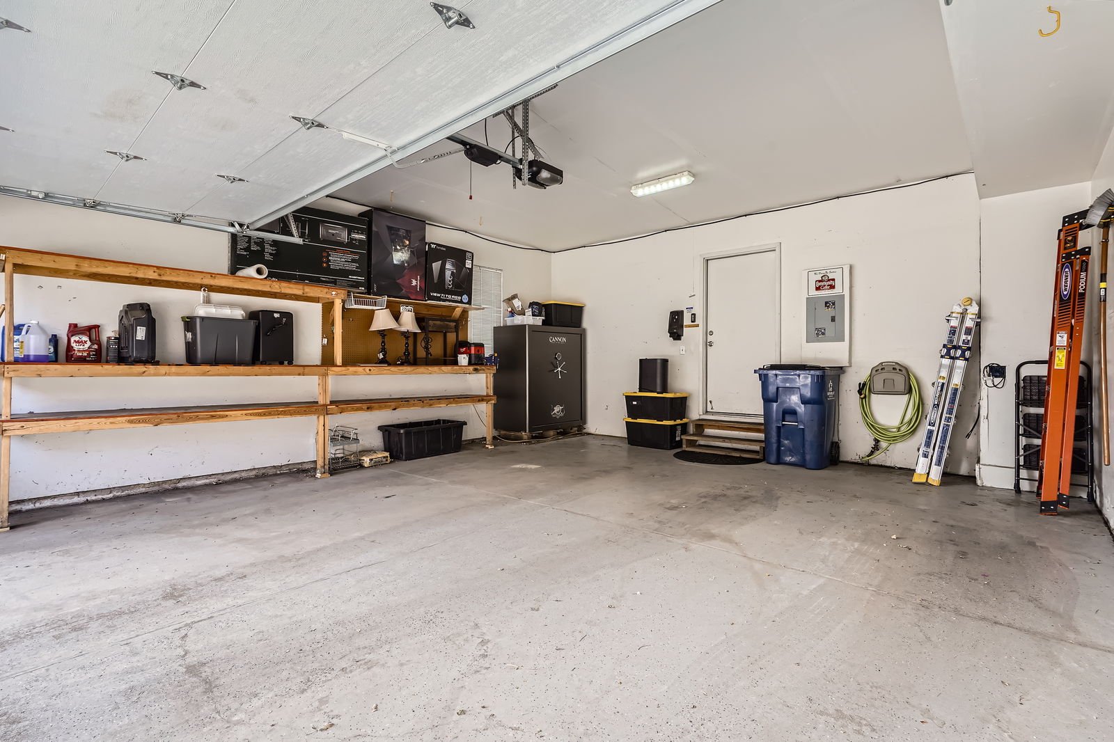 2432 W 82nd Pl I - Web Quality - 028 - 30 Garage Interior.jpg