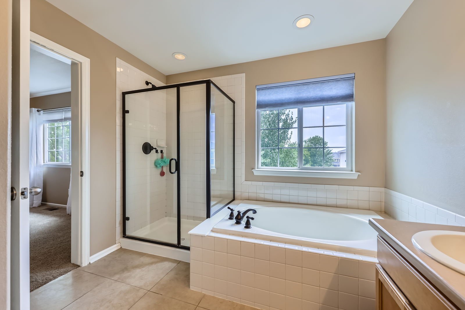 13065 Tamarac Pl - Web Quality - 025 - 24 2nd Floor Primary Bathroom.jpg