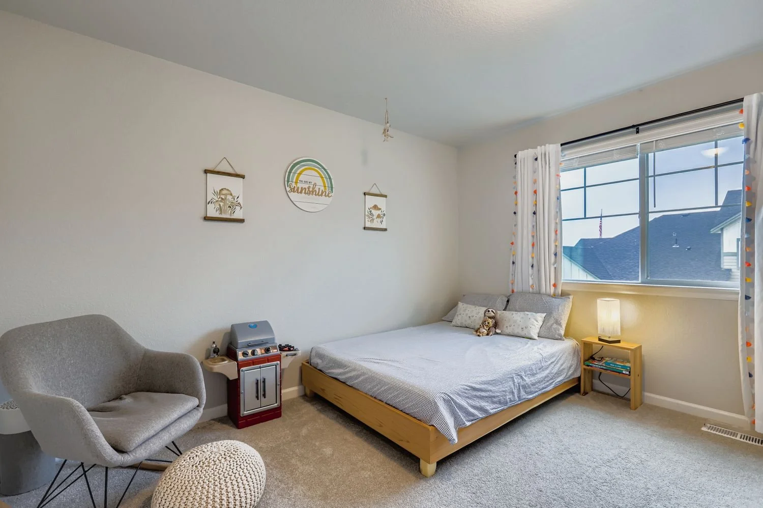 2580 Brookstone Dr B - Web Quality - 020 - 19 2nd Floor Bedroom.jpg