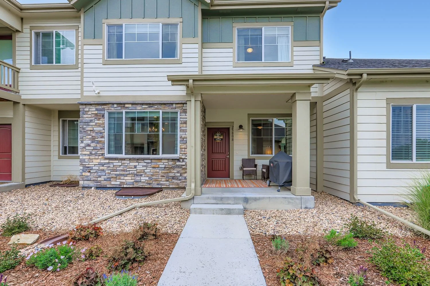 2580 Brookstone Dr B - Web Quality - 006 - 04 Exterior Front Entry.jpg