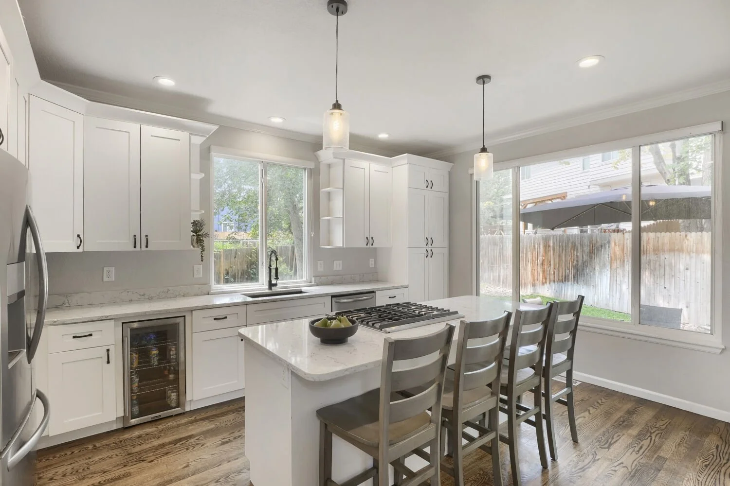 4219 e 130th cir - Web Quality - 011 - 11 Kitchen.jpg