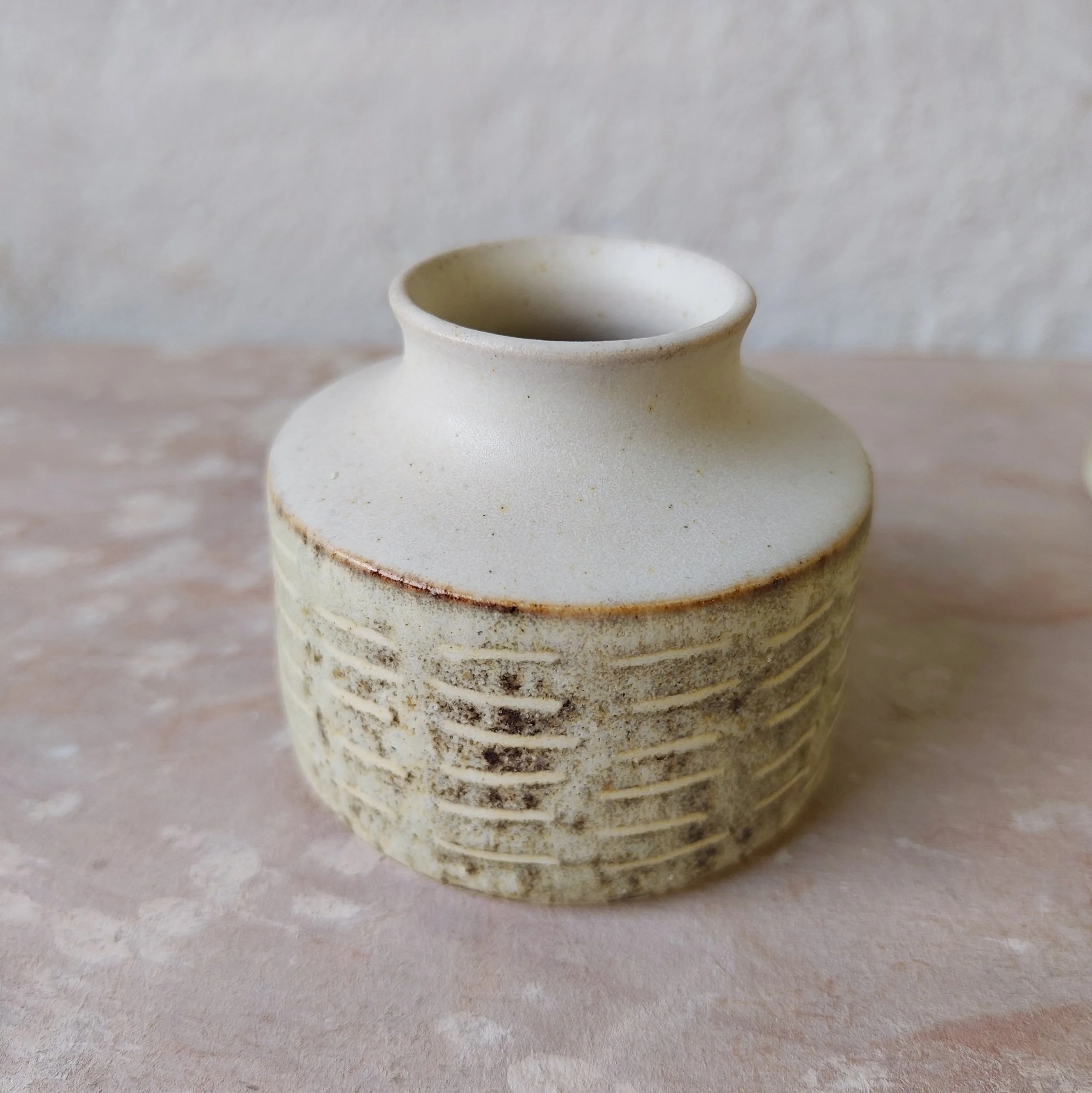 Bud Vase with Wild Clay - dashes