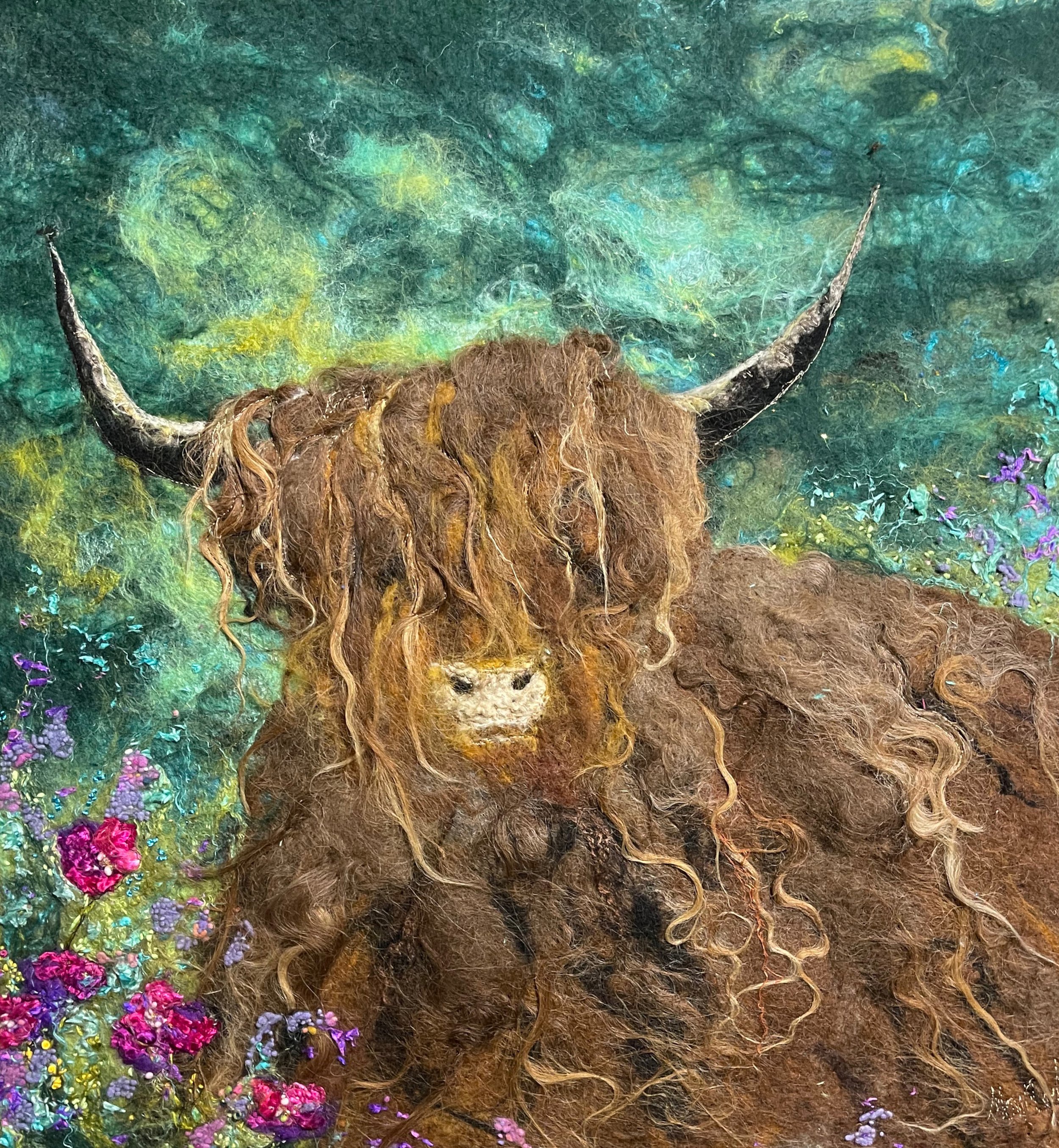 MM2205�HIGHLAND COW ON GREEN�66 X 60�85.5 X 79.5.jpg
