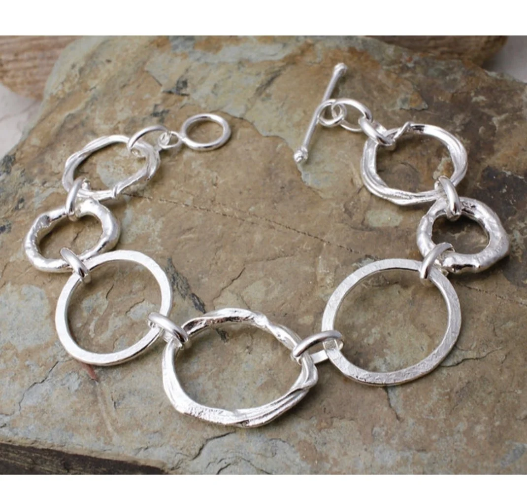 Irregular Link Bracelet