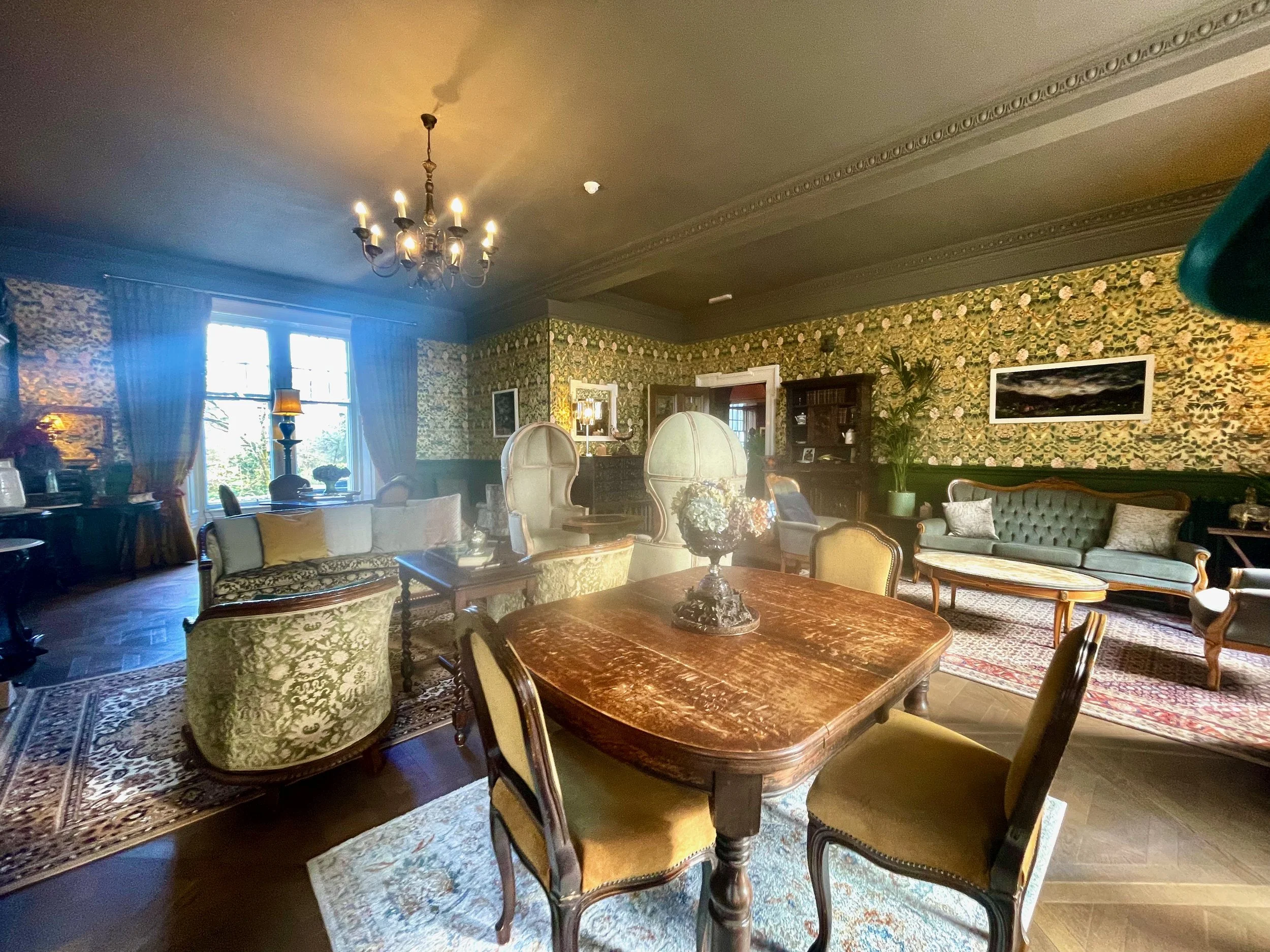 Library - 150 of 158.jpeg