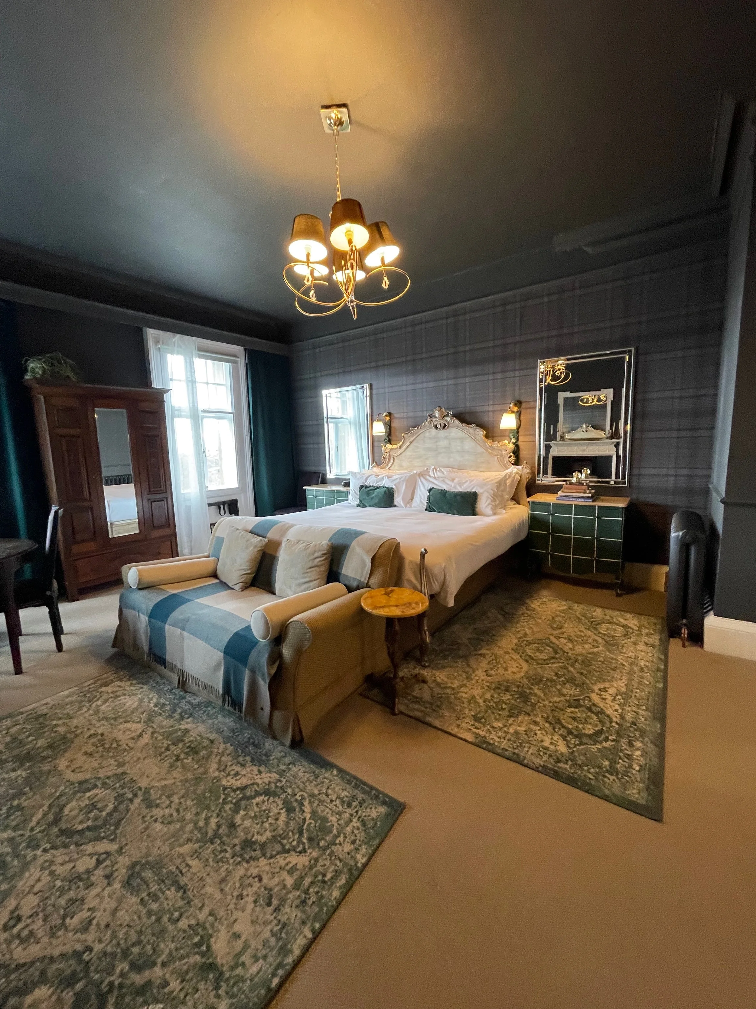 Library - 22 of 158.jpeg