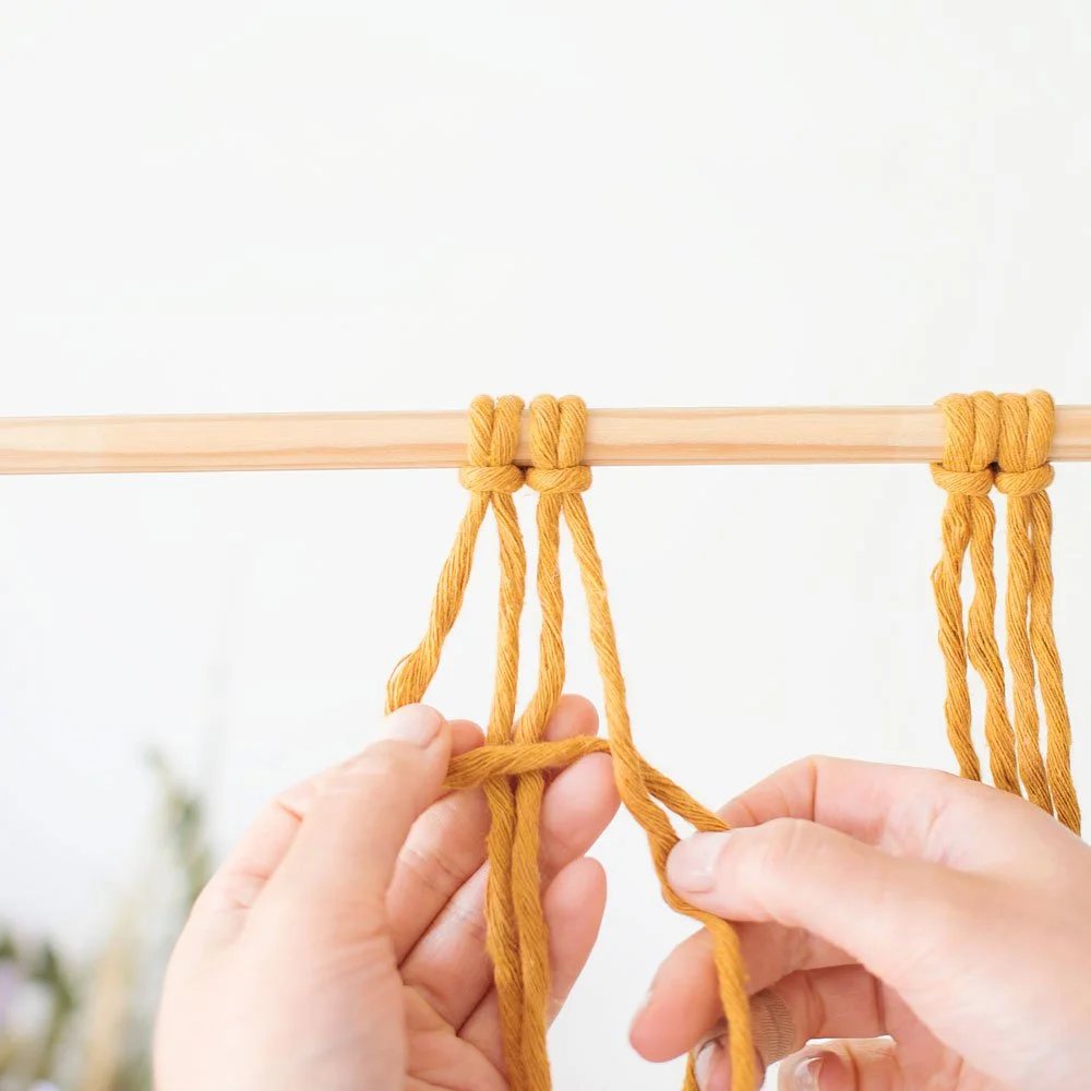 making a macrame square knot