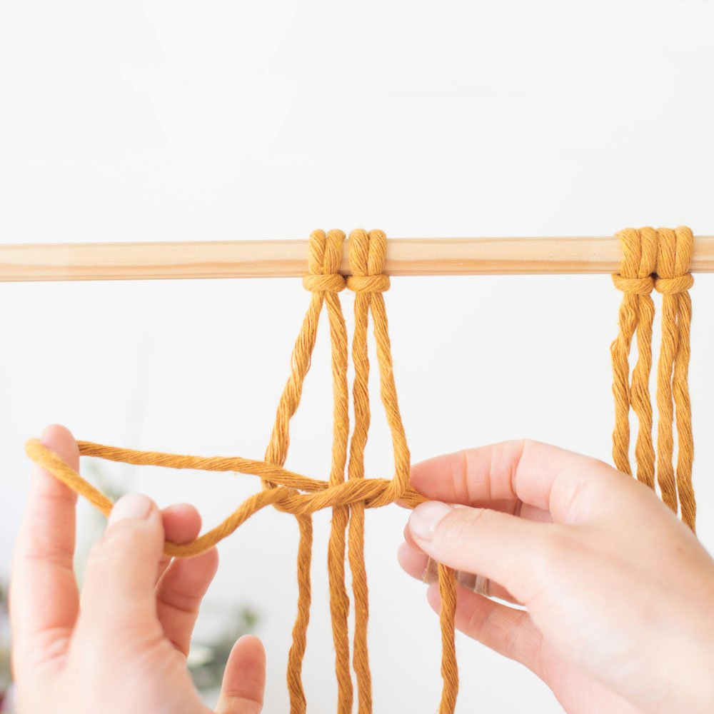 making a macrame square knot