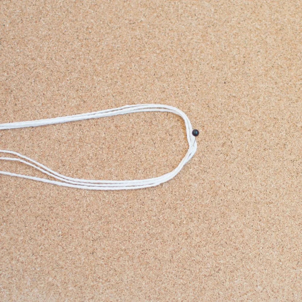 macrame car charm tutorial step