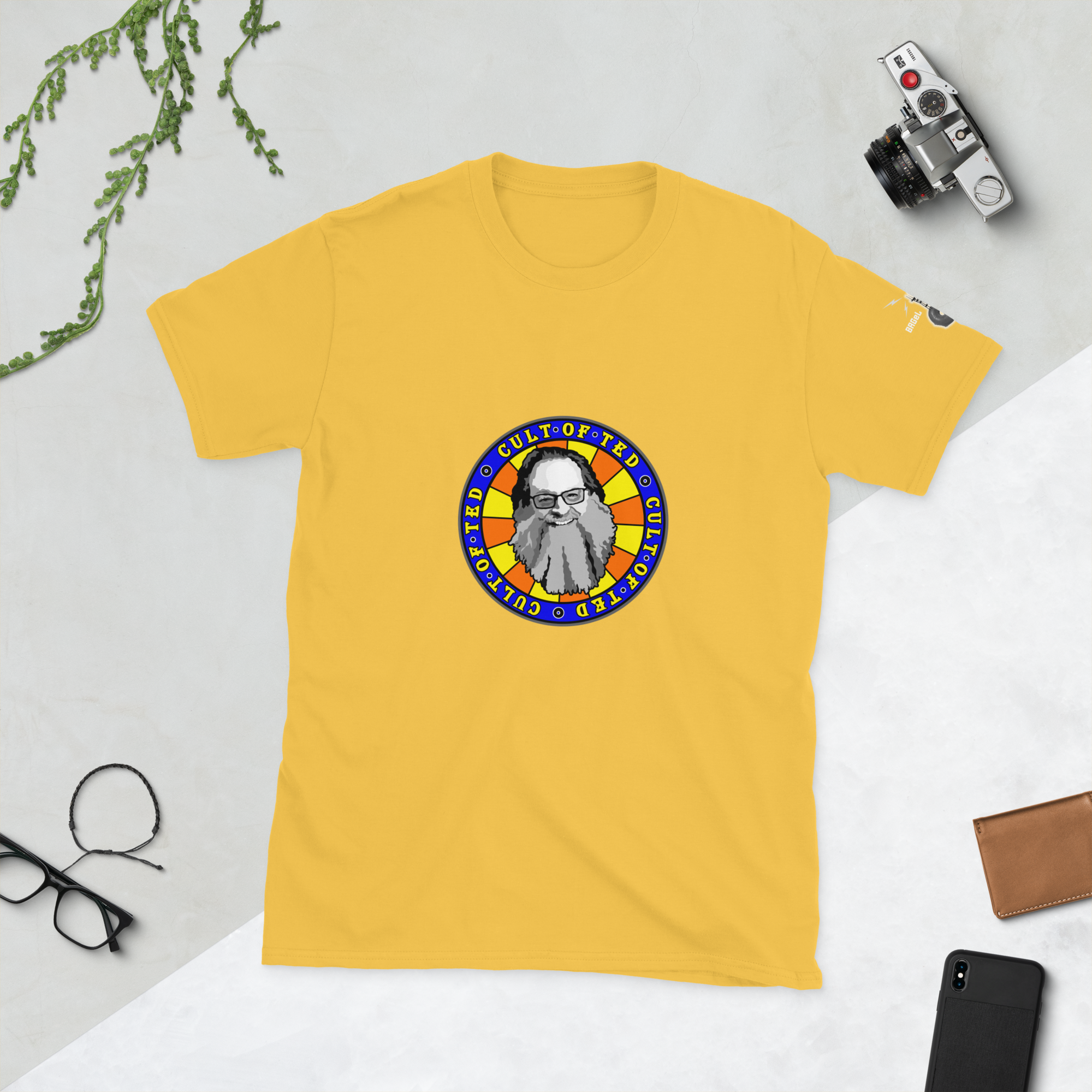 unisex-basic-softstyle-t-shirt-daisy-front-6ae275fd46e65.png