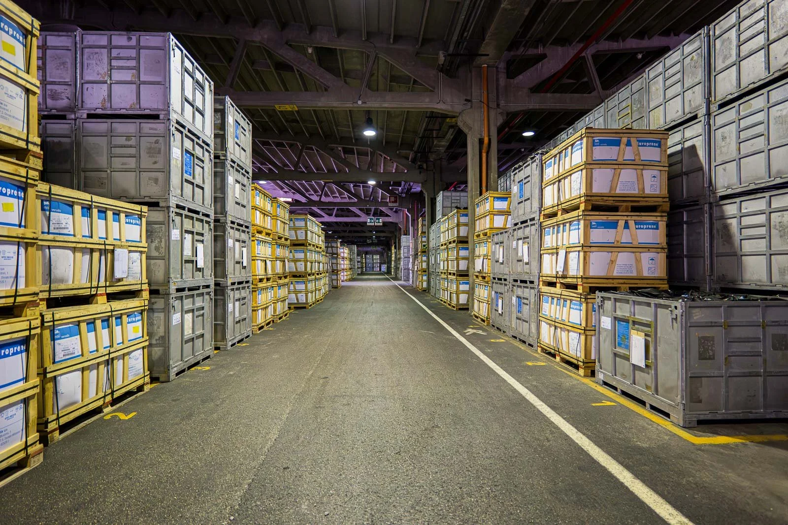 reportage-eni-produzione-magazzino-europrene.jpg