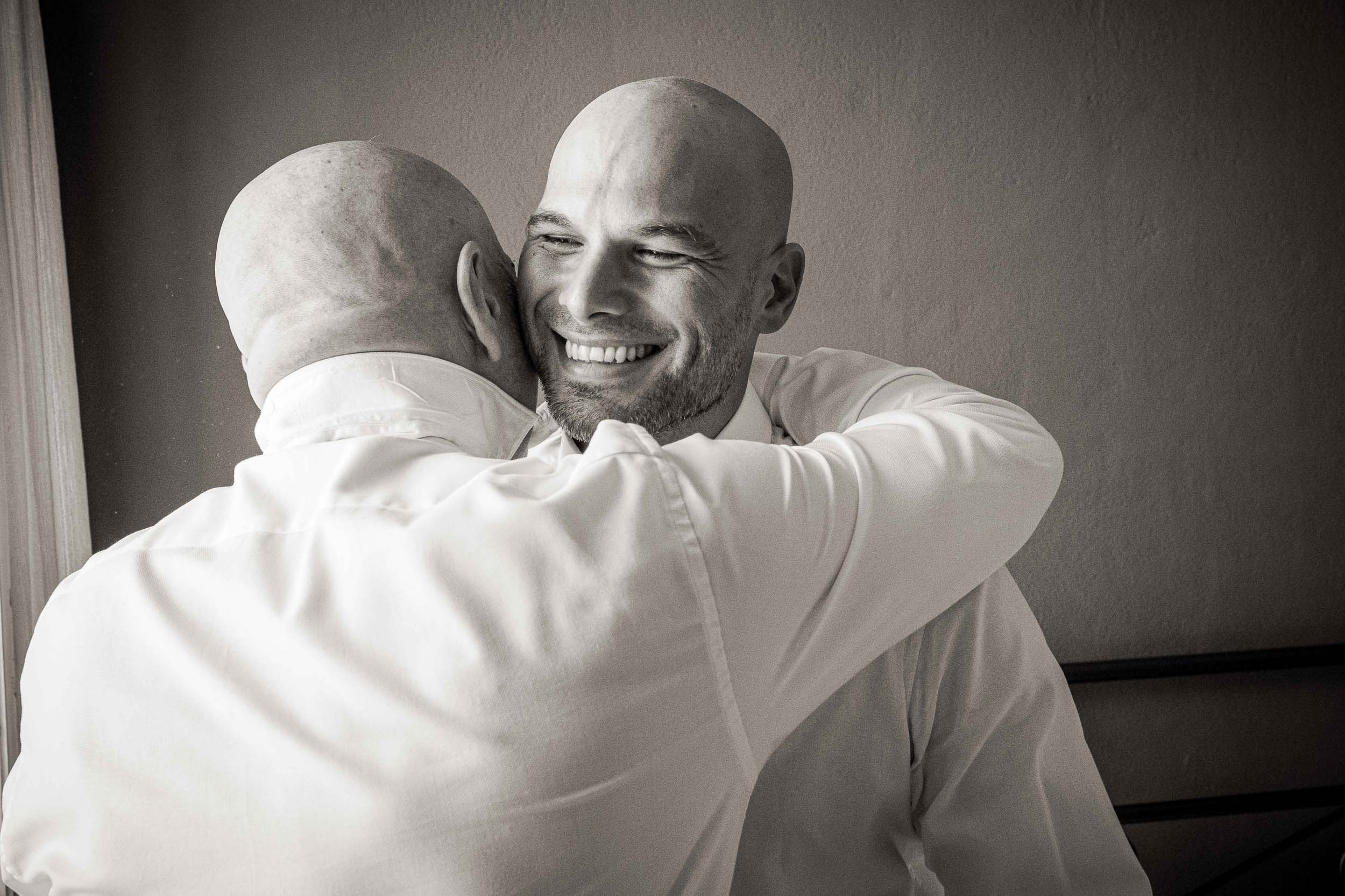 Preparativi dello sposo dettagli e accessori – matrimonio Paolo e Camilla Tenuta Montezeglio  
