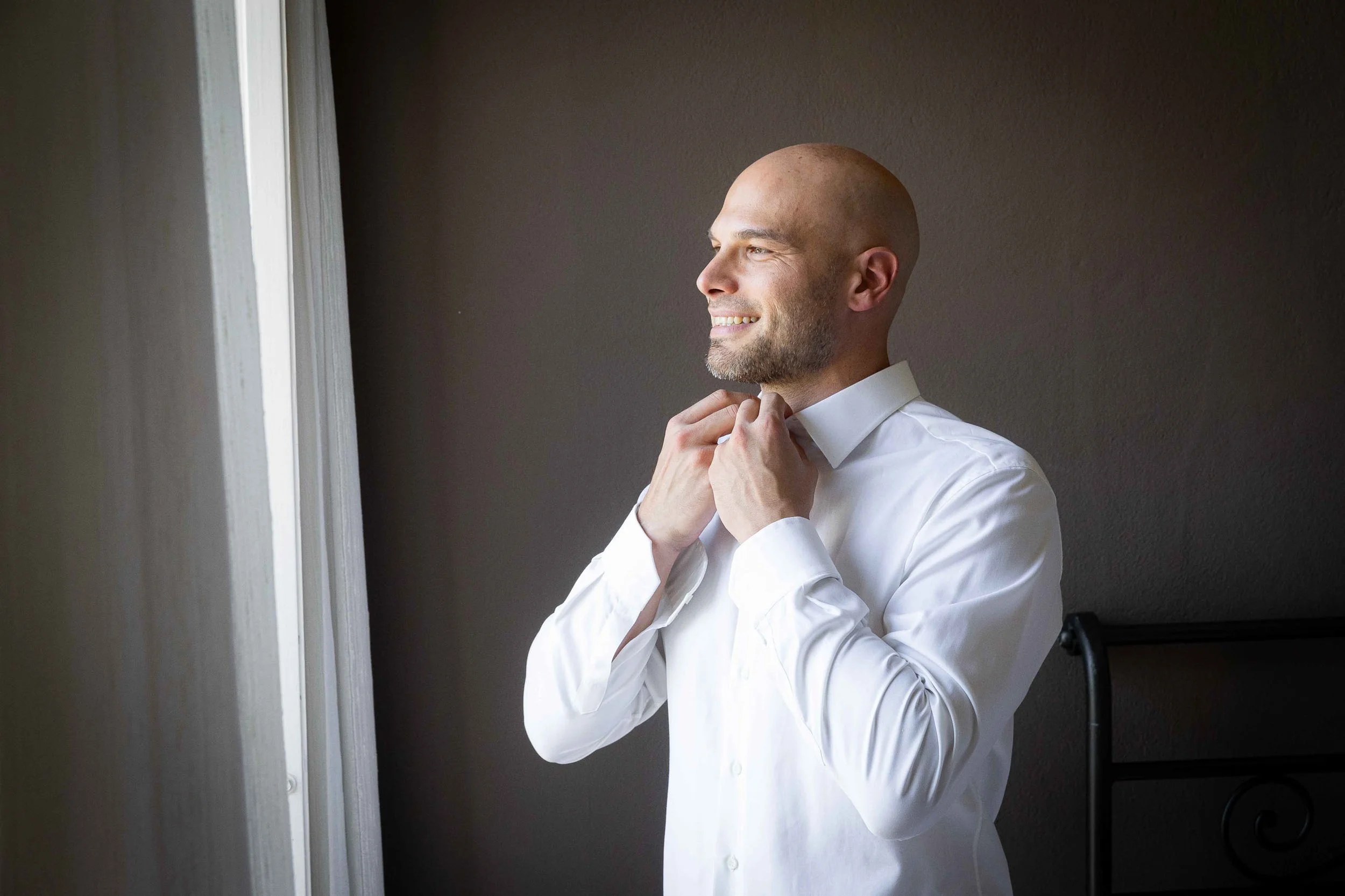 Preparativi dello sposo dettagli e accessori – matrimonio Paolo e Camilla Tenuta Montezeglio  
