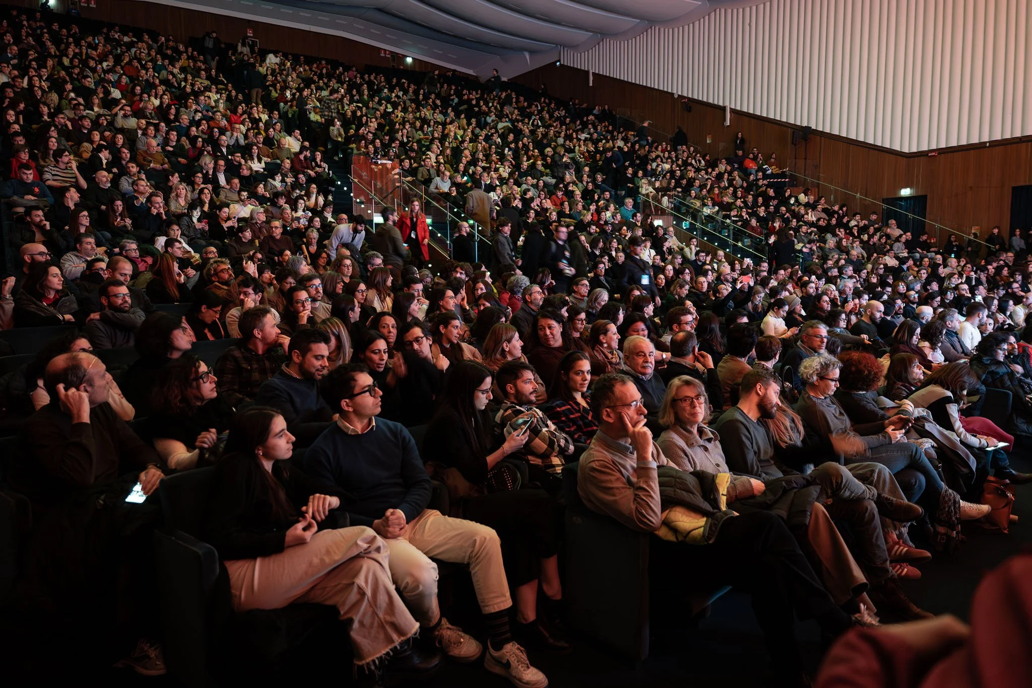 Pubblico numeroso in sala durante l’evento Chora V2 al Conservatorio G Verdi di Milano