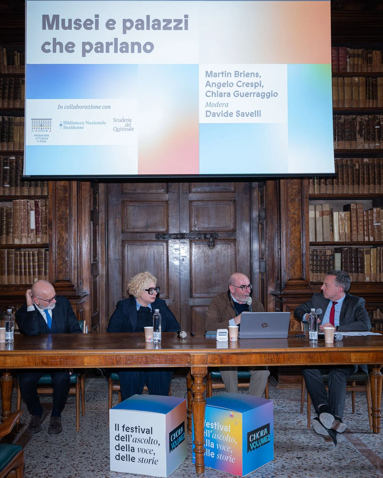 Panel dell’evento Chora V2 nella Biblioteca Braidense a Milano durante l’intervento Musei e palazzi che parlano
