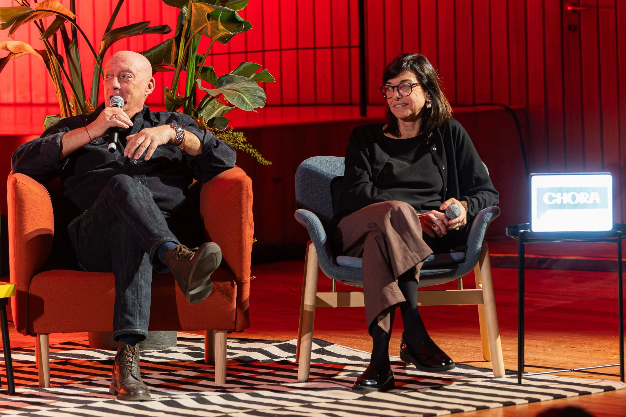 Stefano Nazzi e Fiorenza Sarzanini durante il panel ‘Dentro il male’ all’evento Chora V2 al Conservatorio G Verdi di Milano