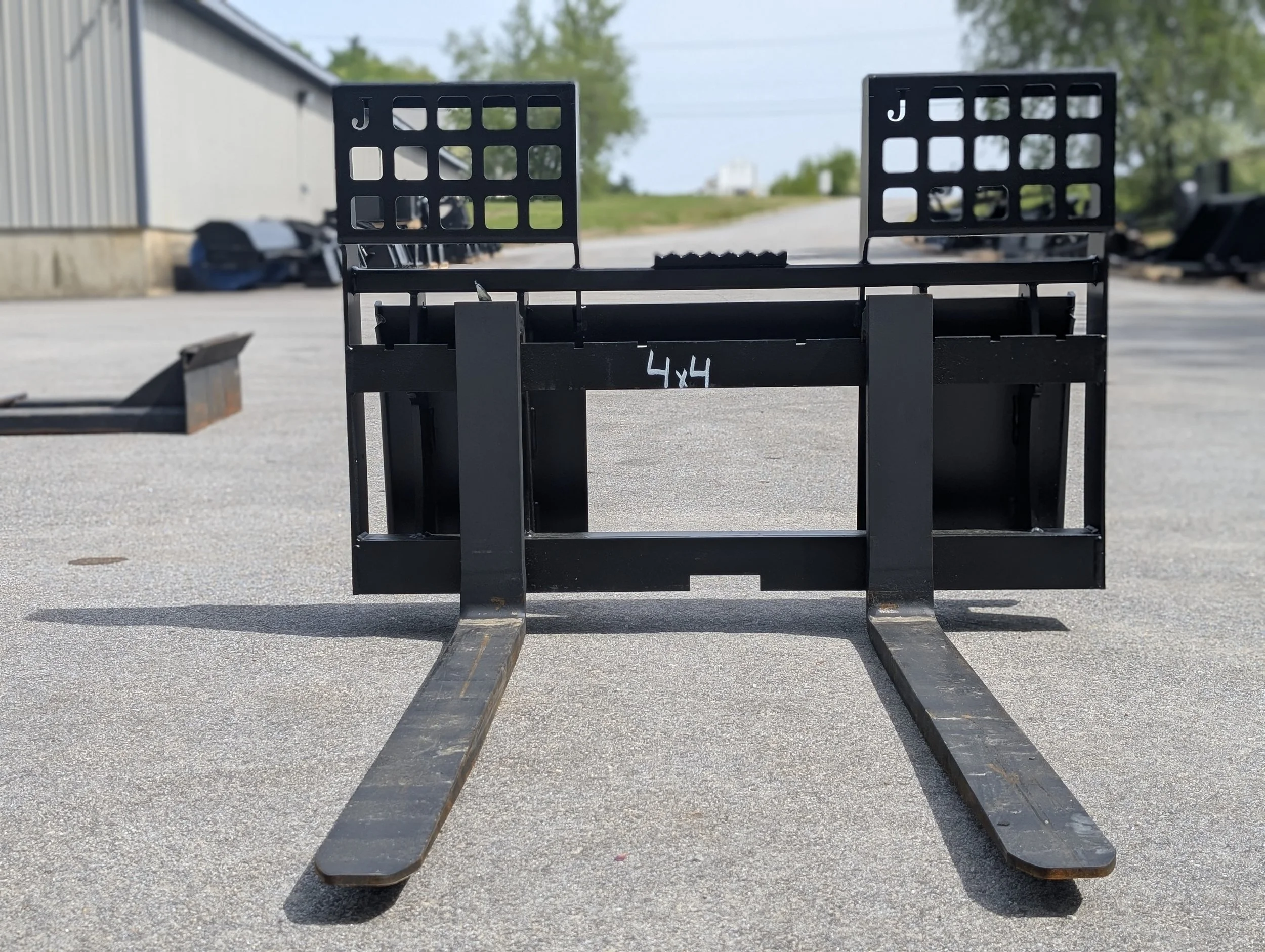 4x4 forks frontside.jpg