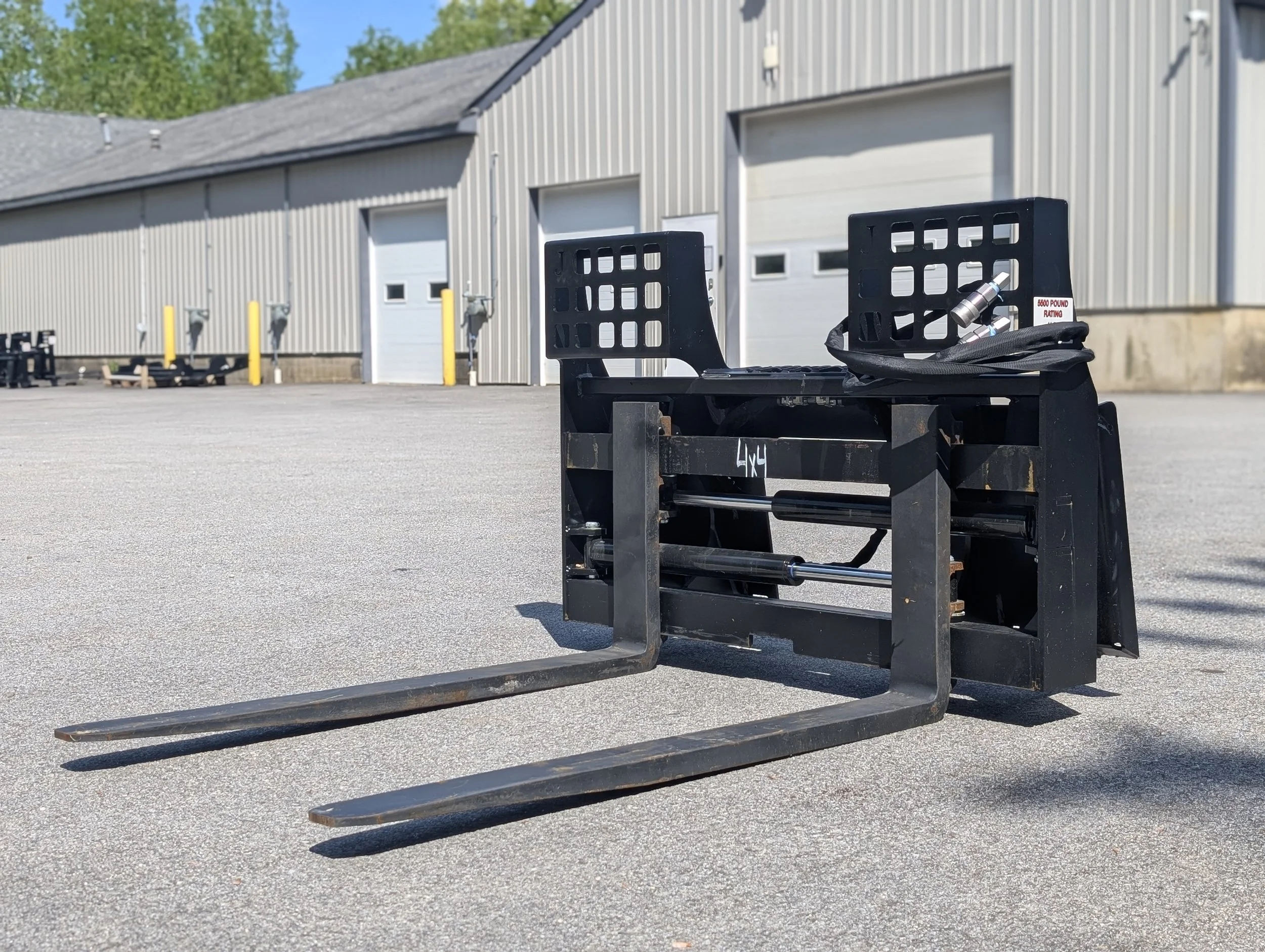 Pallet Forks (5500 lb., Hydraulic Sliding)