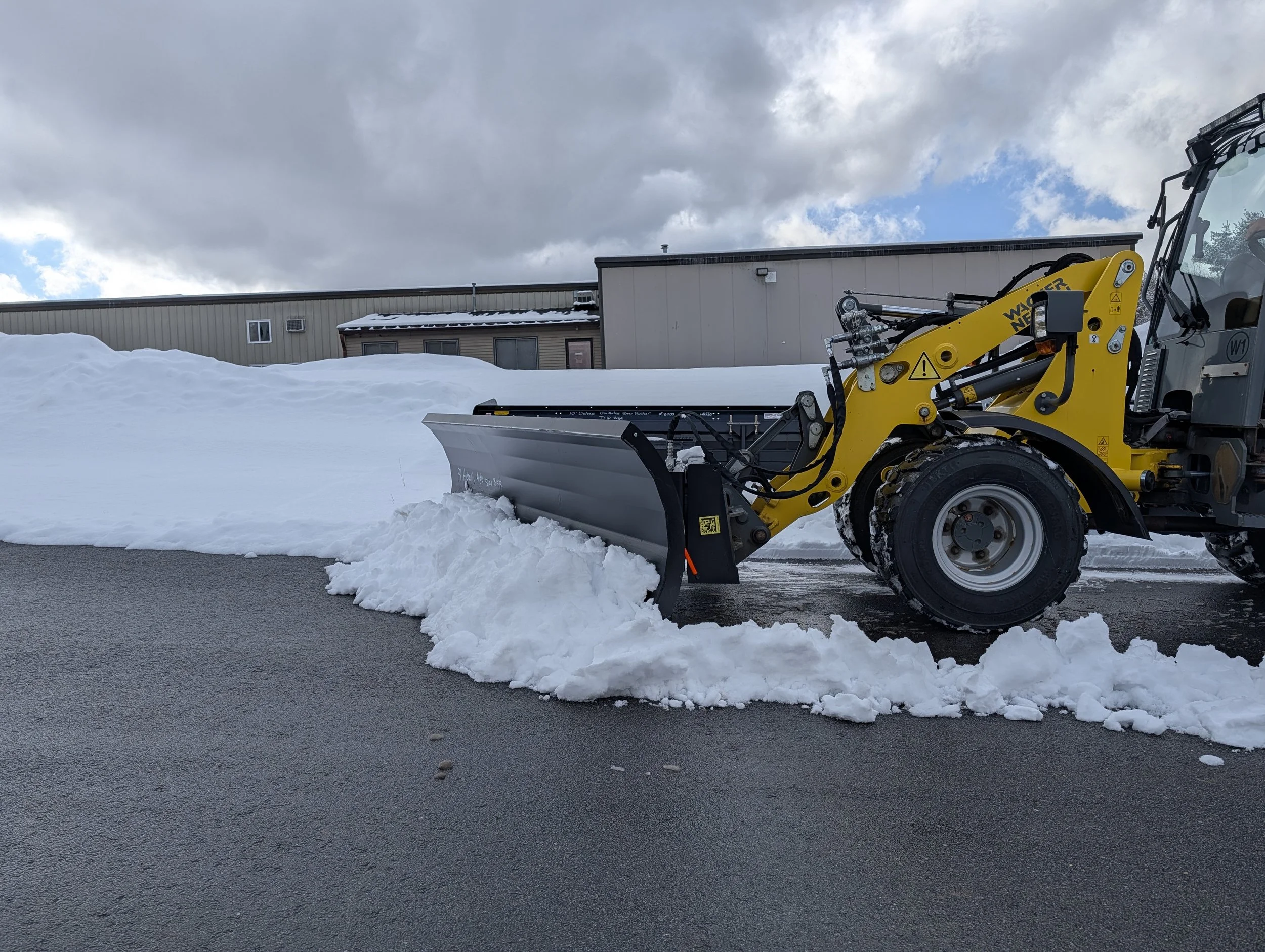 Snow Blade (Hydraulic Angle)